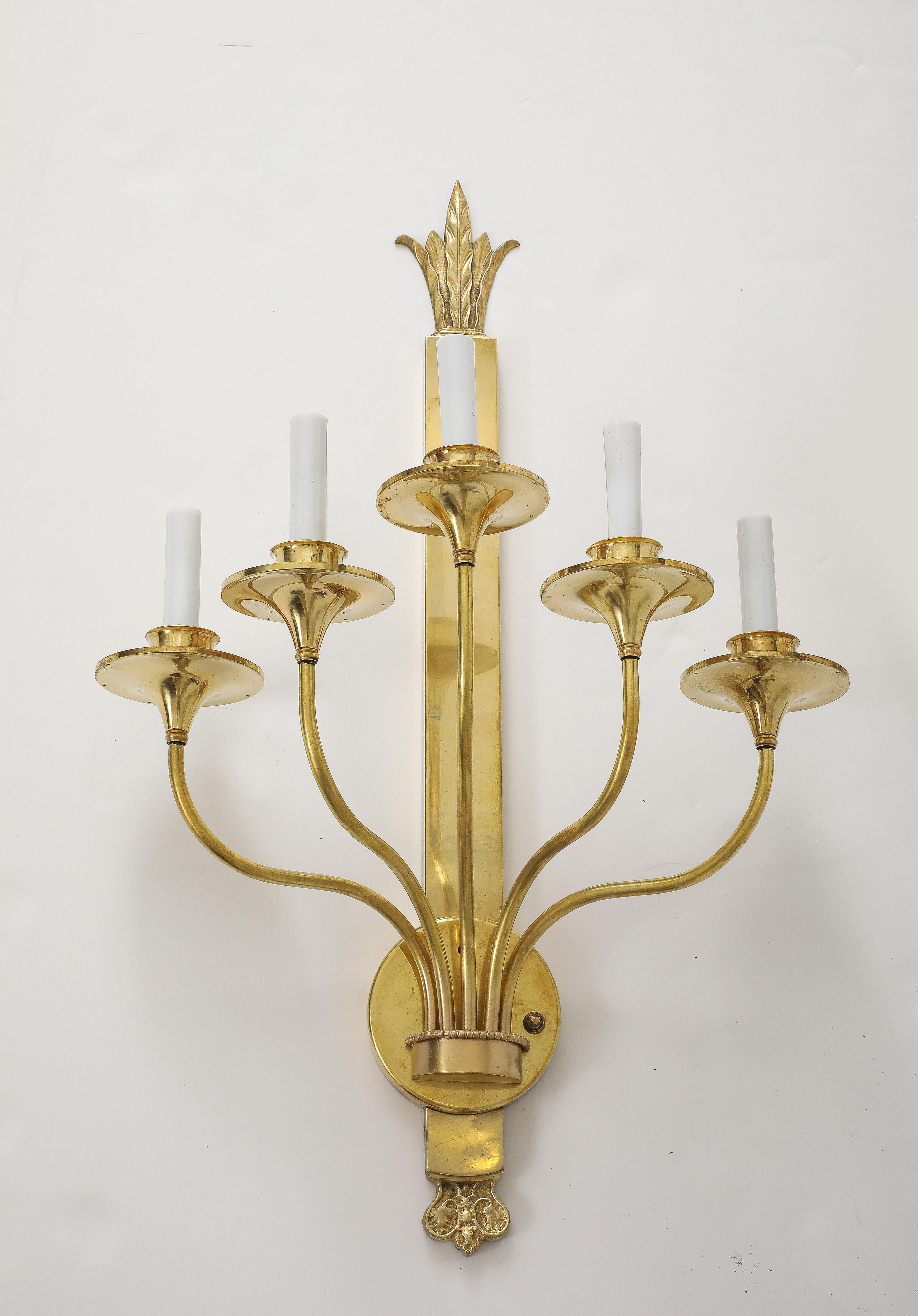 Grande applique francese in ottone massiccio degli anni '50 in vendita 6