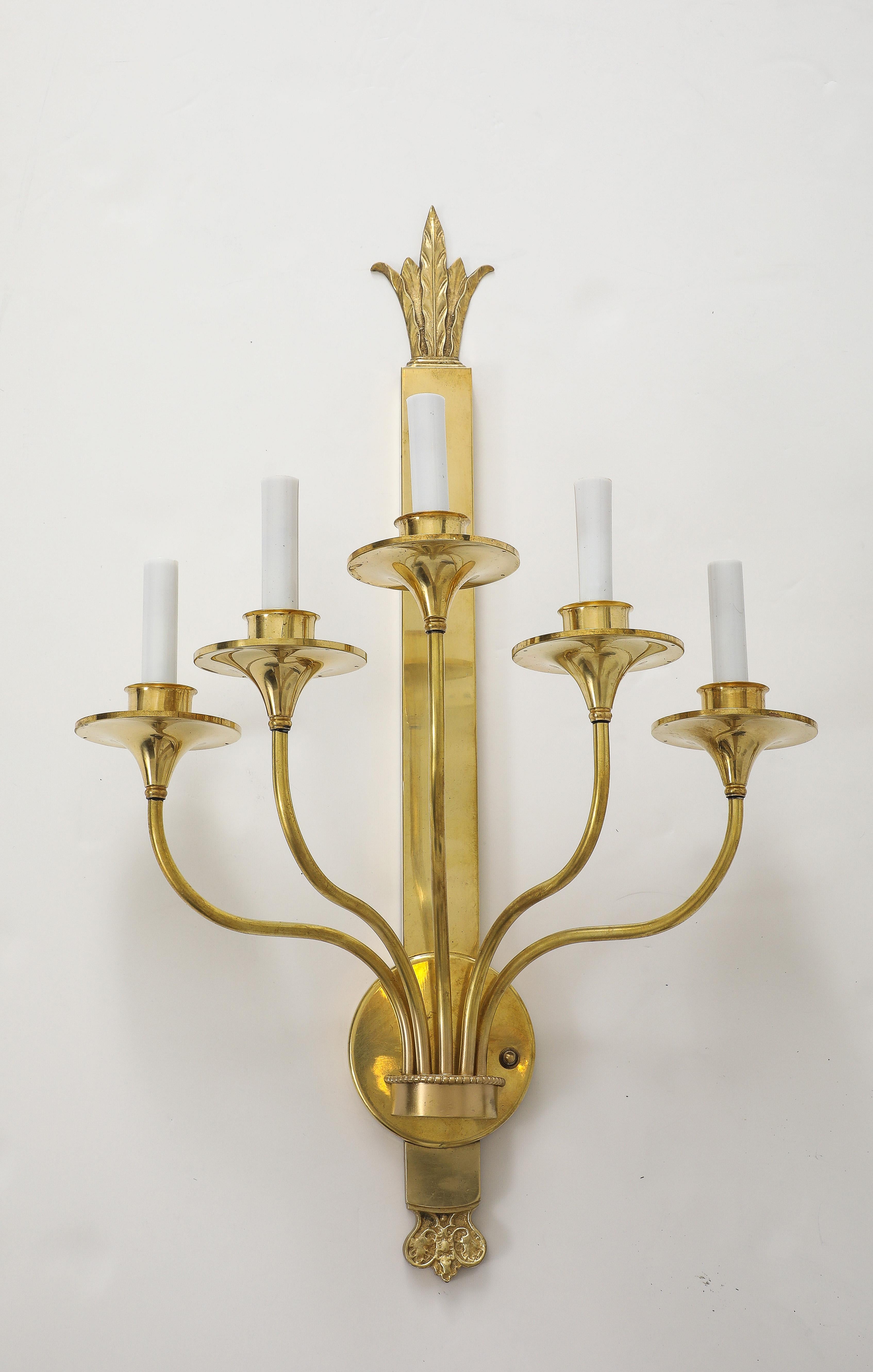 Grande applique francese in ottone massiccio degli anni '50 in vendita 2
