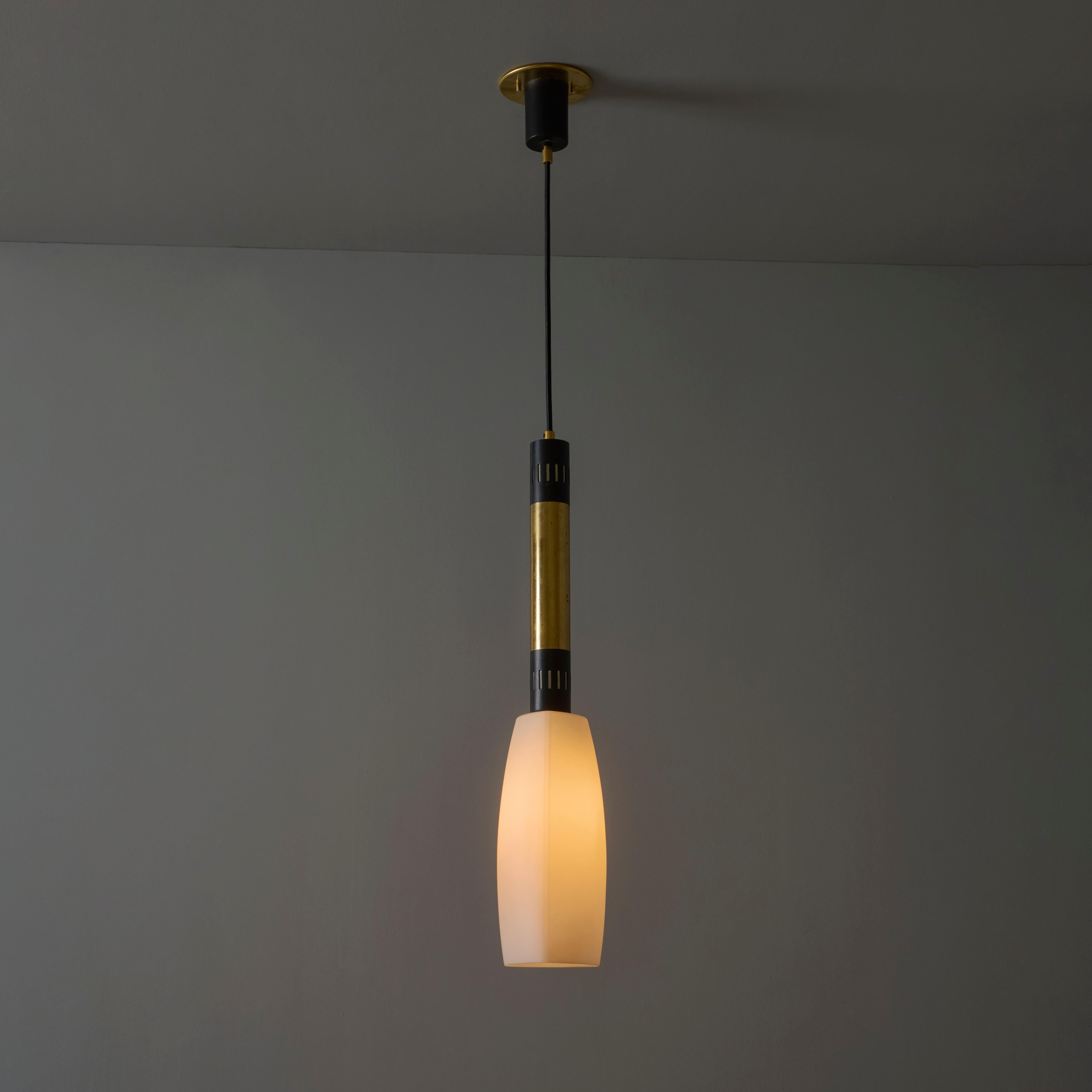 Mid-Century Modern Large 1950s Stilnovo Opaline Glass and Brass Pendant Lamp For Sale
