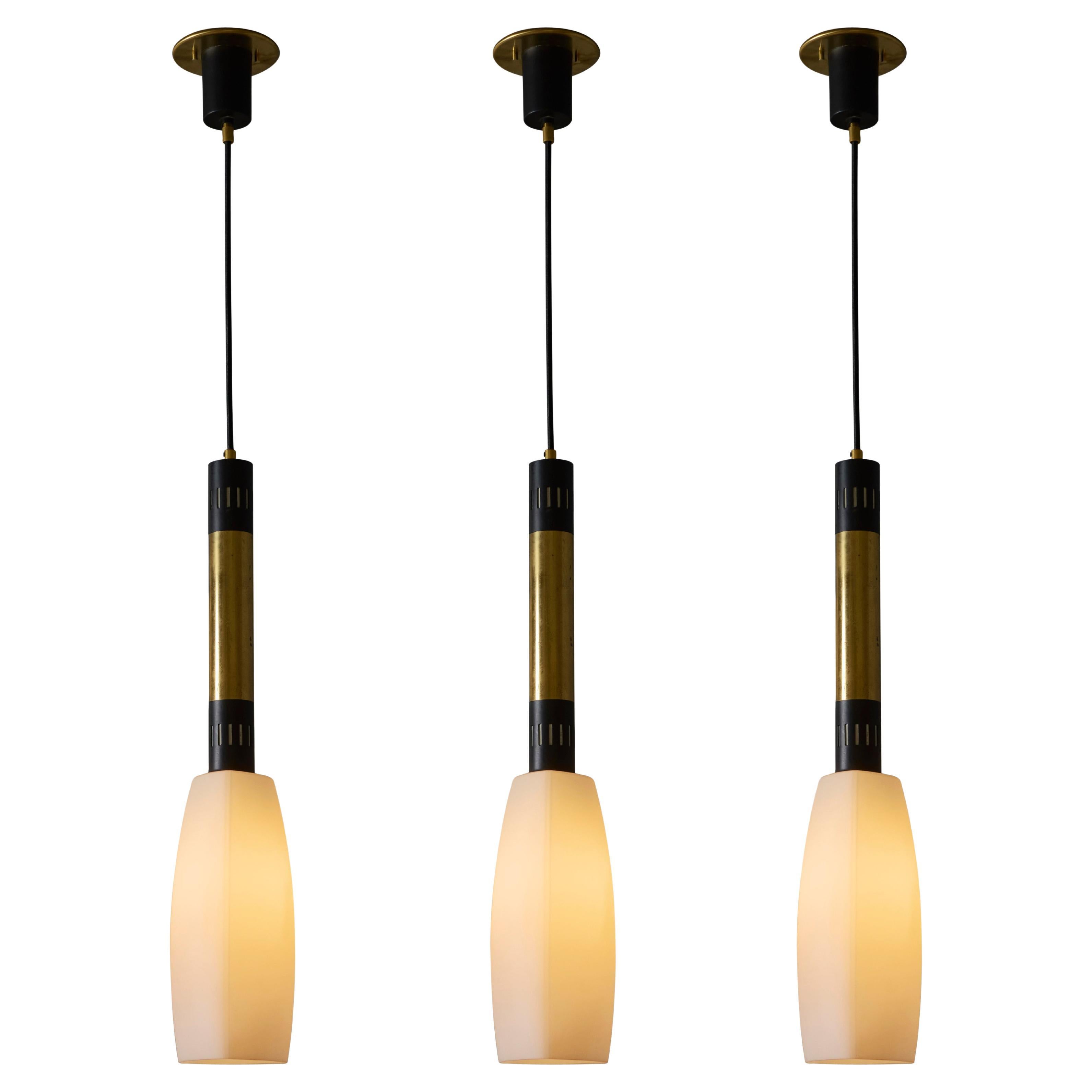 Large 1950s Stilnovo Opaline Glass and Brass Pendant Lamp For Sale 11