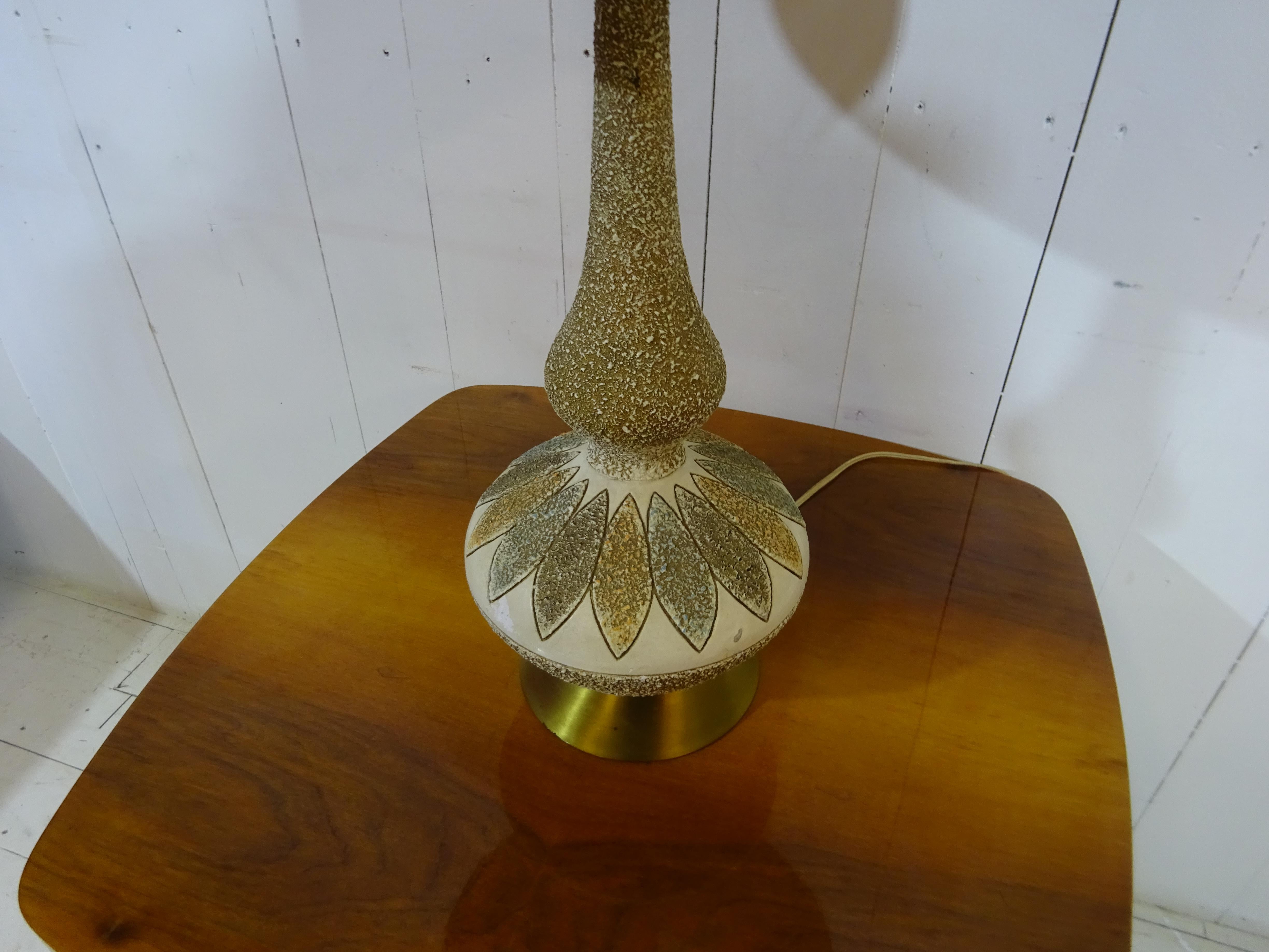 Large 1950's Table Lamp In Good Condition For Sale In Tarleton, GB
