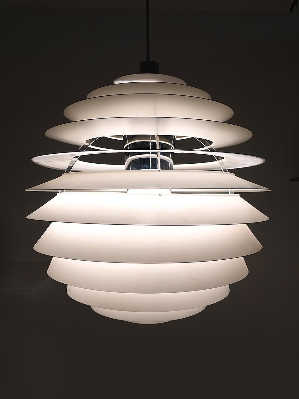 Steel Large 1957 White Louvre Poul Henningsen Chandelier For Sale