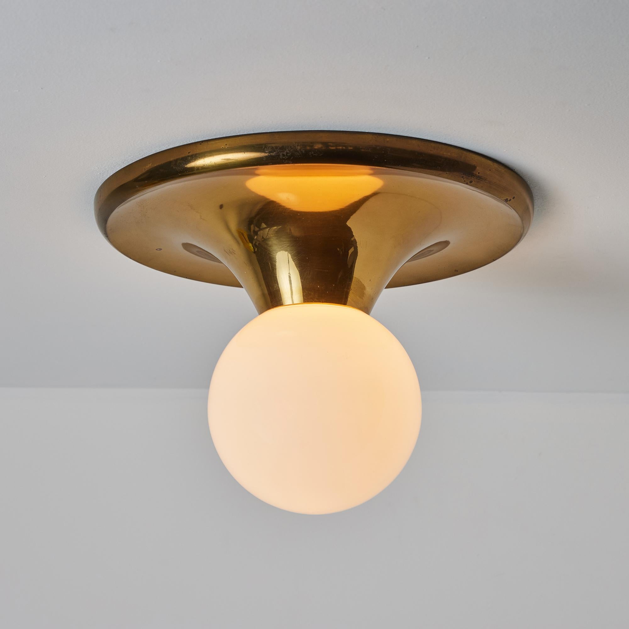 Mid-Century Modern Large 1960s Achille Castiglioni & Pier Giacomo 'Light Ball' Wall or Ceiling Lamp For Sale