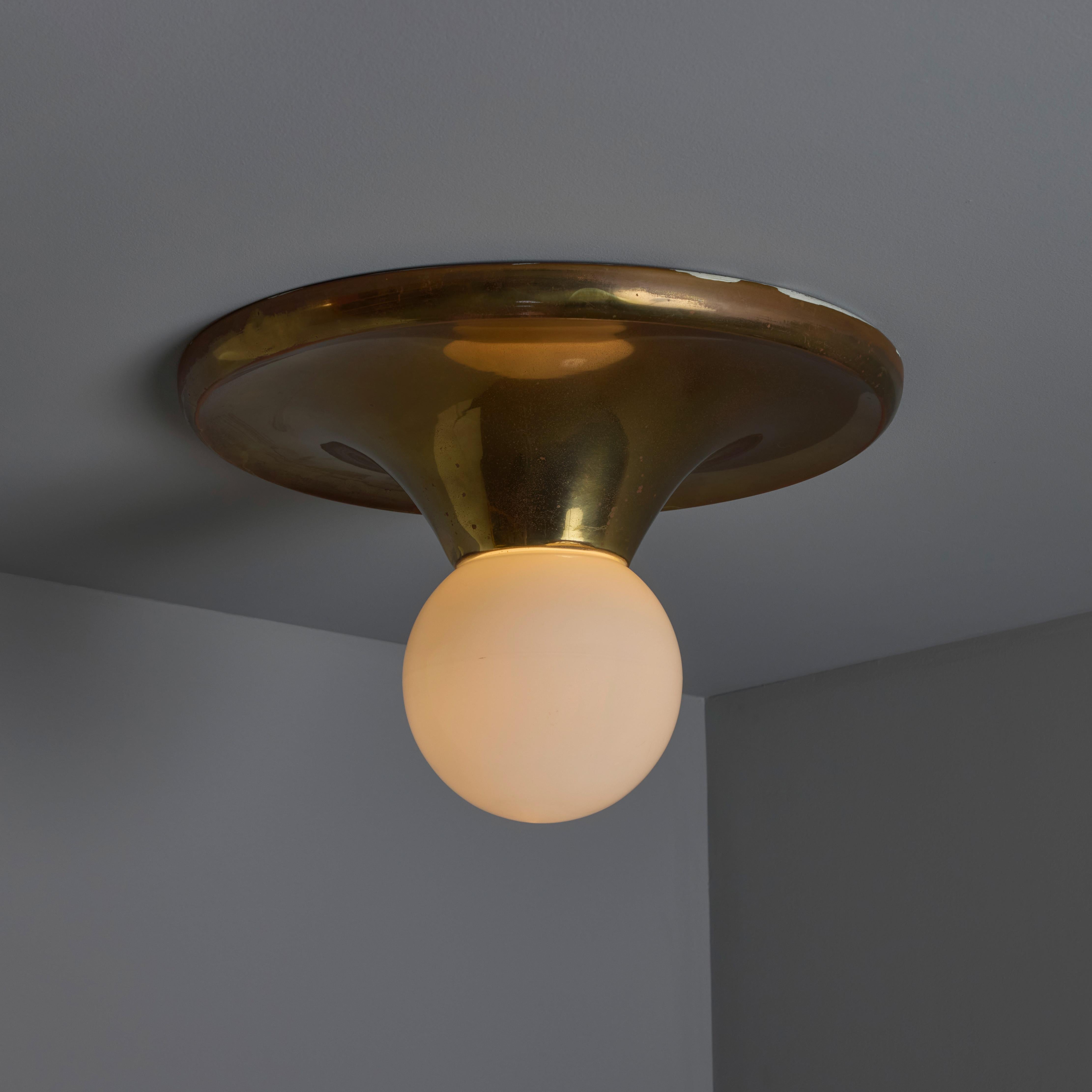 Mid-Century moderno Grande lampada da parete o da soffitto di Achille Castiglioni & Pier Giacomo Castiglioni degli anni '60, chiamata 