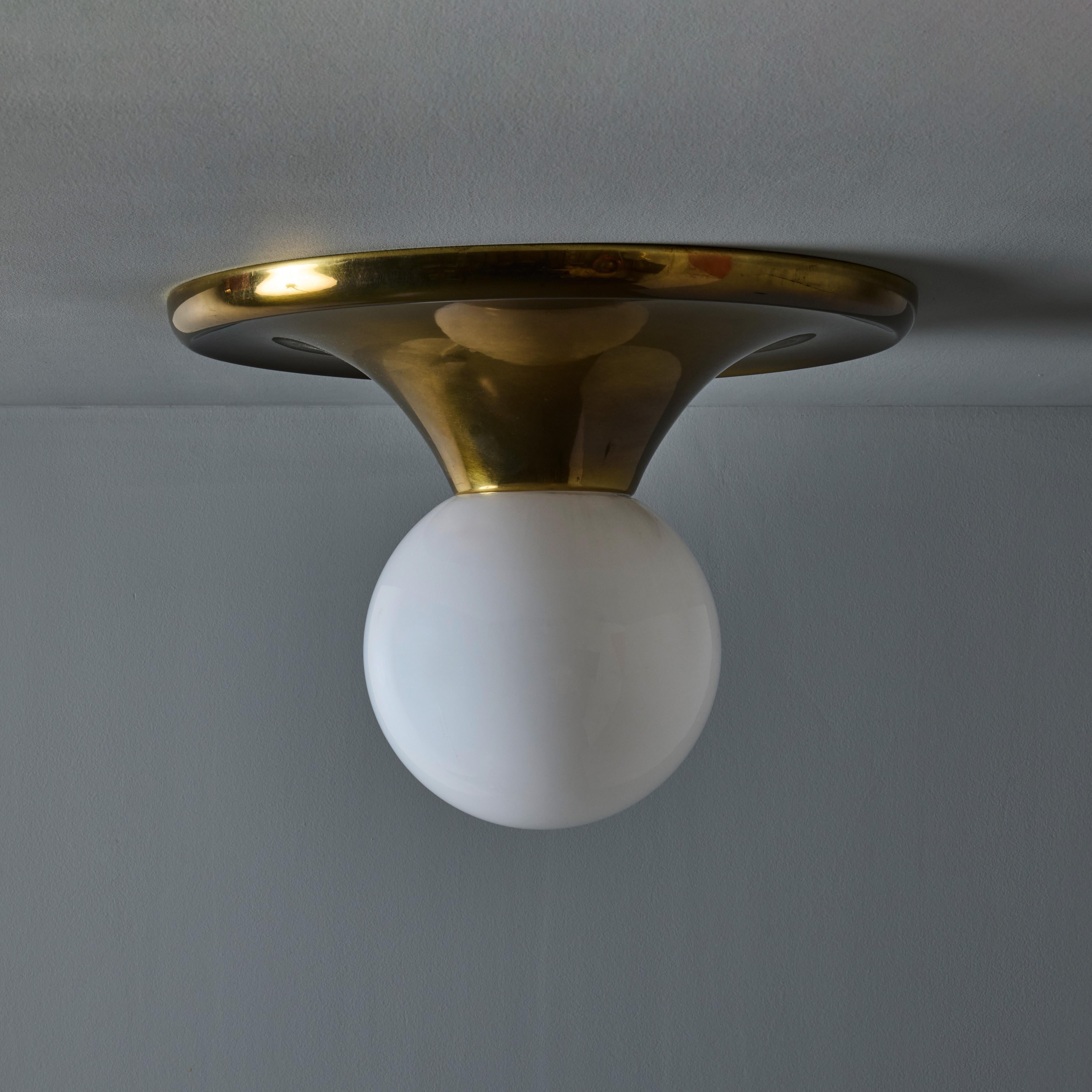 Italiano Grande lampada da parete o da soffitto di Achille Castiglioni & Pier Giacomo Castiglioni degli anni '60, chiamata 