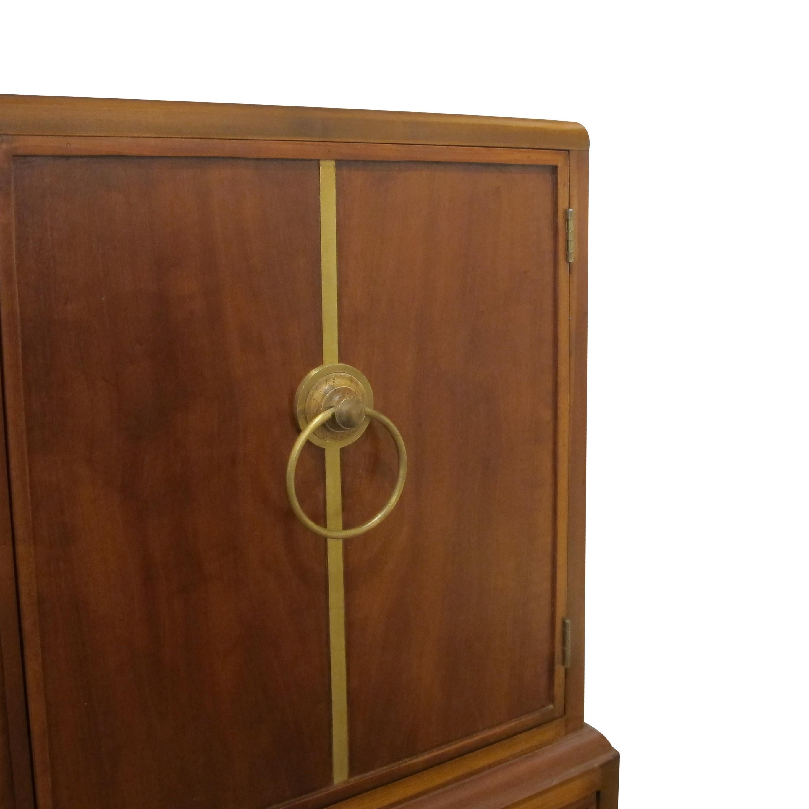 Mid-20th Century Large 1960s American Oak Tallboy with Brass Inlay by Vanleigh Furniture