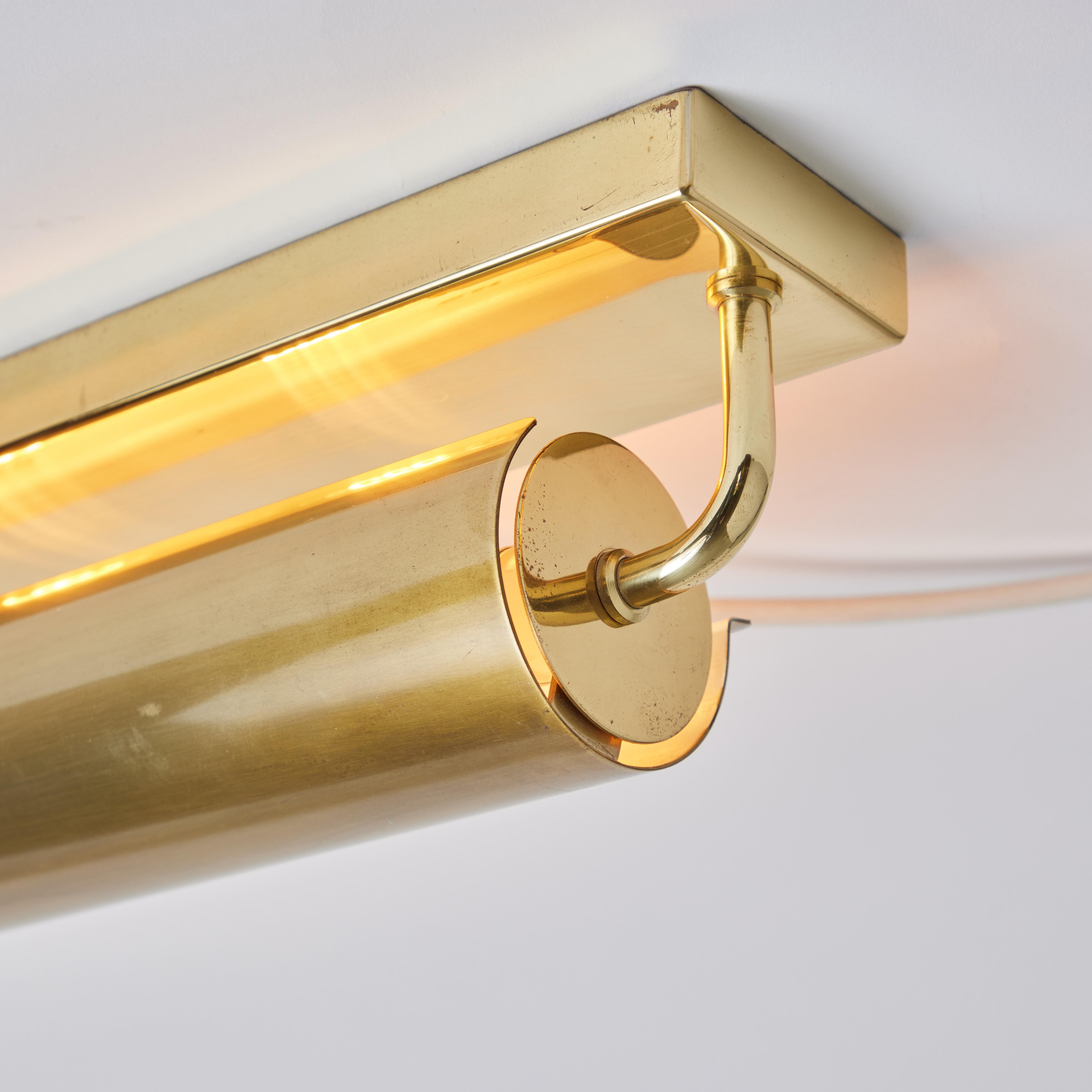 Large 1960s Brass Rotating Wall Lamp in the Style of Charlotte Perriand For Sale 8