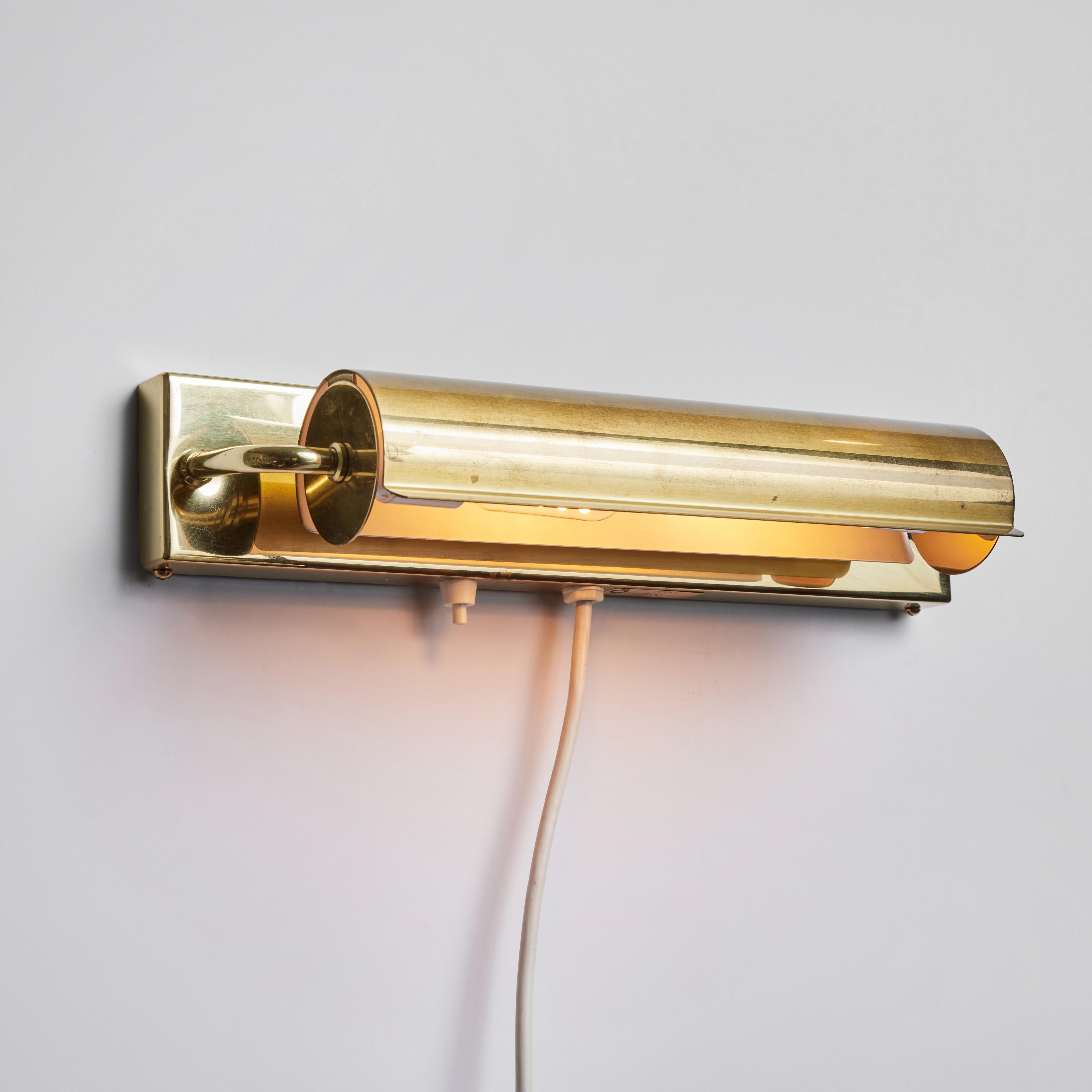 Finnish Large 1960s Brass Rotating Wall Lamp in the Style of Charlotte Perriand For Sale