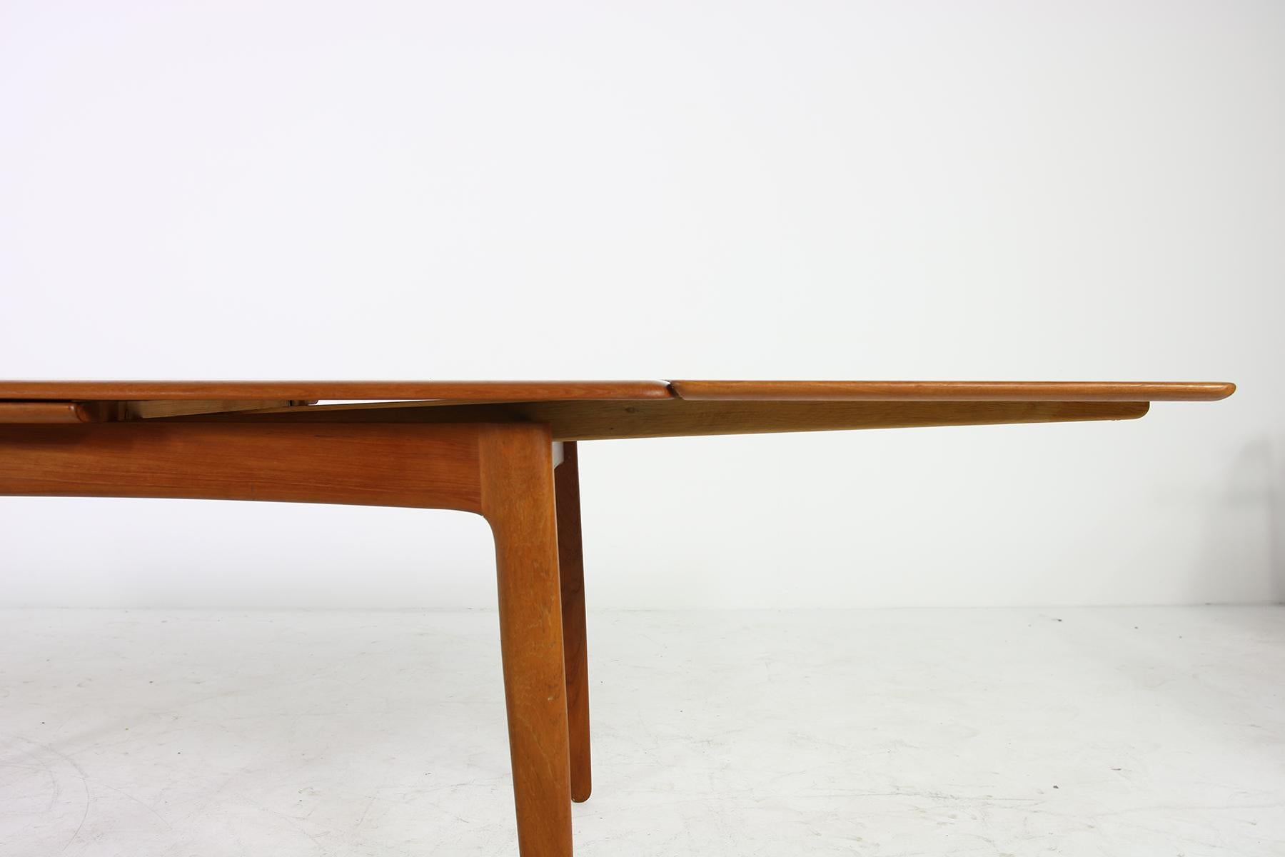 Large 1960s Extendable Teak Dining Table by Svend Aage Madsen, Danish Modern 2