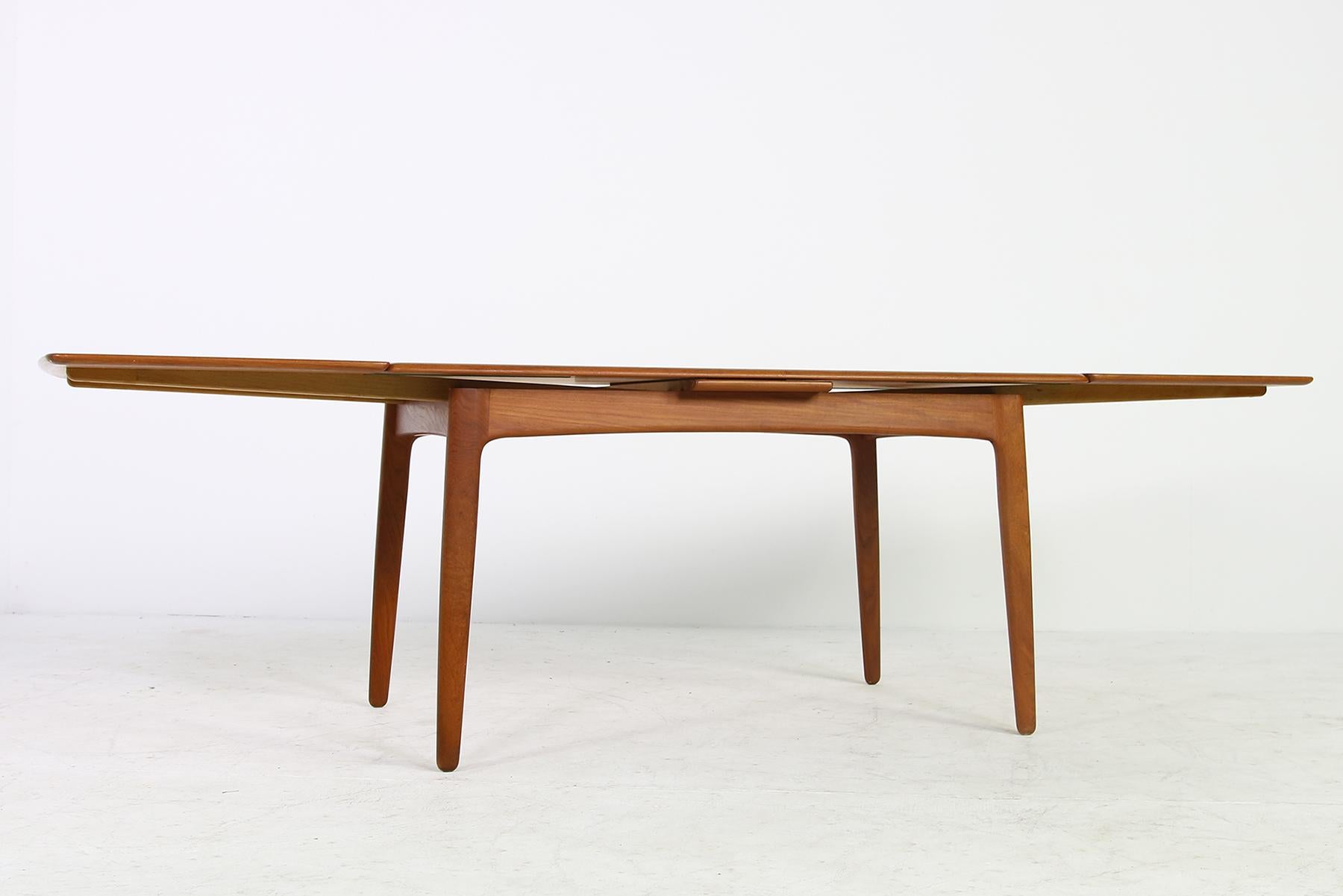 Large 1960s Extendable Teak Dining Table by Svend Aage Madsen, Danish Modern 3