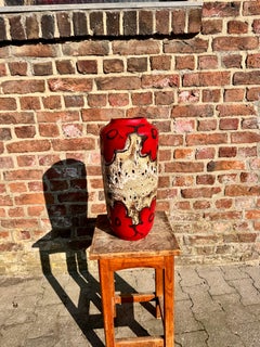 Große 1960er Fat Lava Vase in Rot & Vulkanische Glasur - Mid-Century Flowers Töpferei