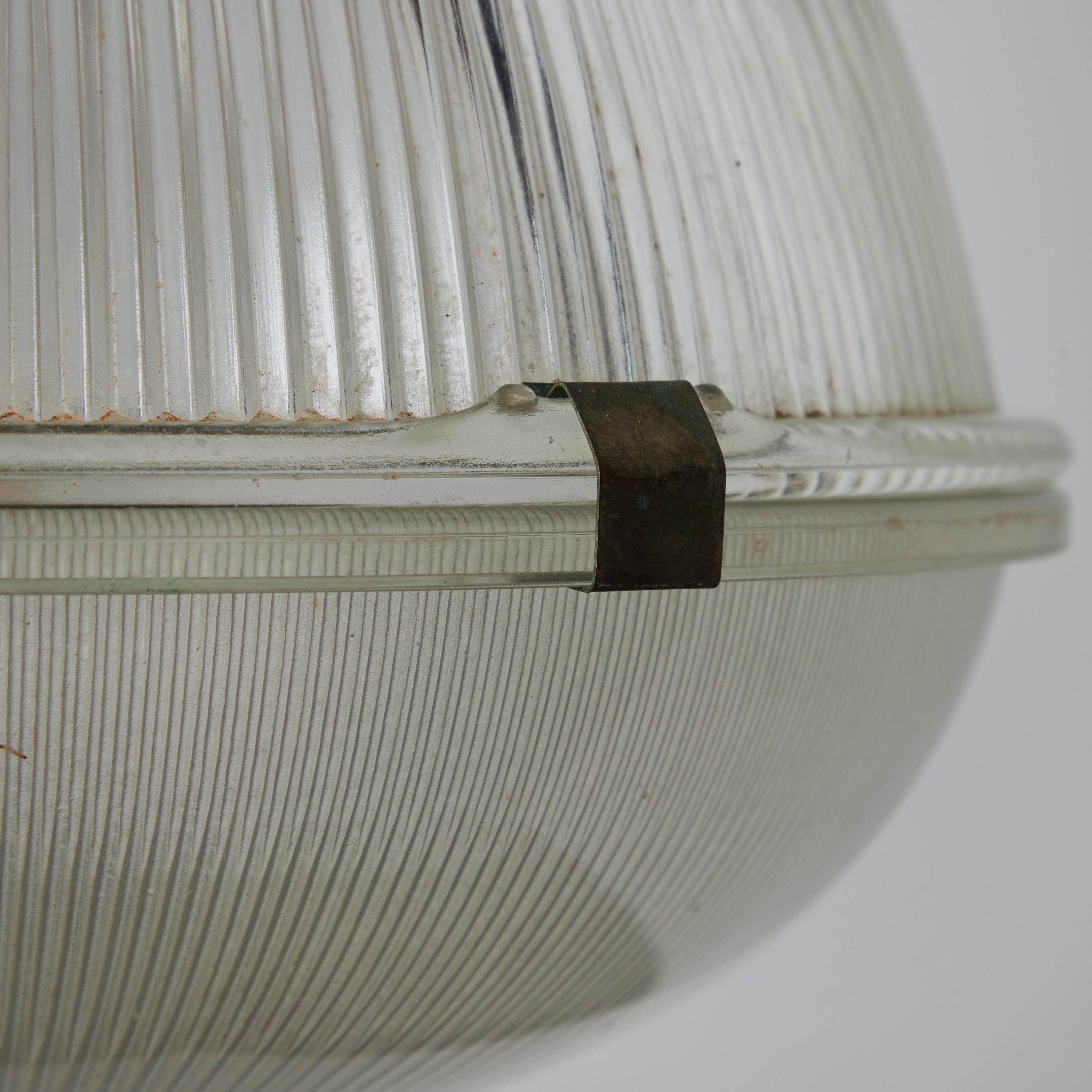 Grand pendentif en métal et verre pressé Ignazio Gardella des années 1960 pour Azucena Bon état - En vente à Glendale, CA