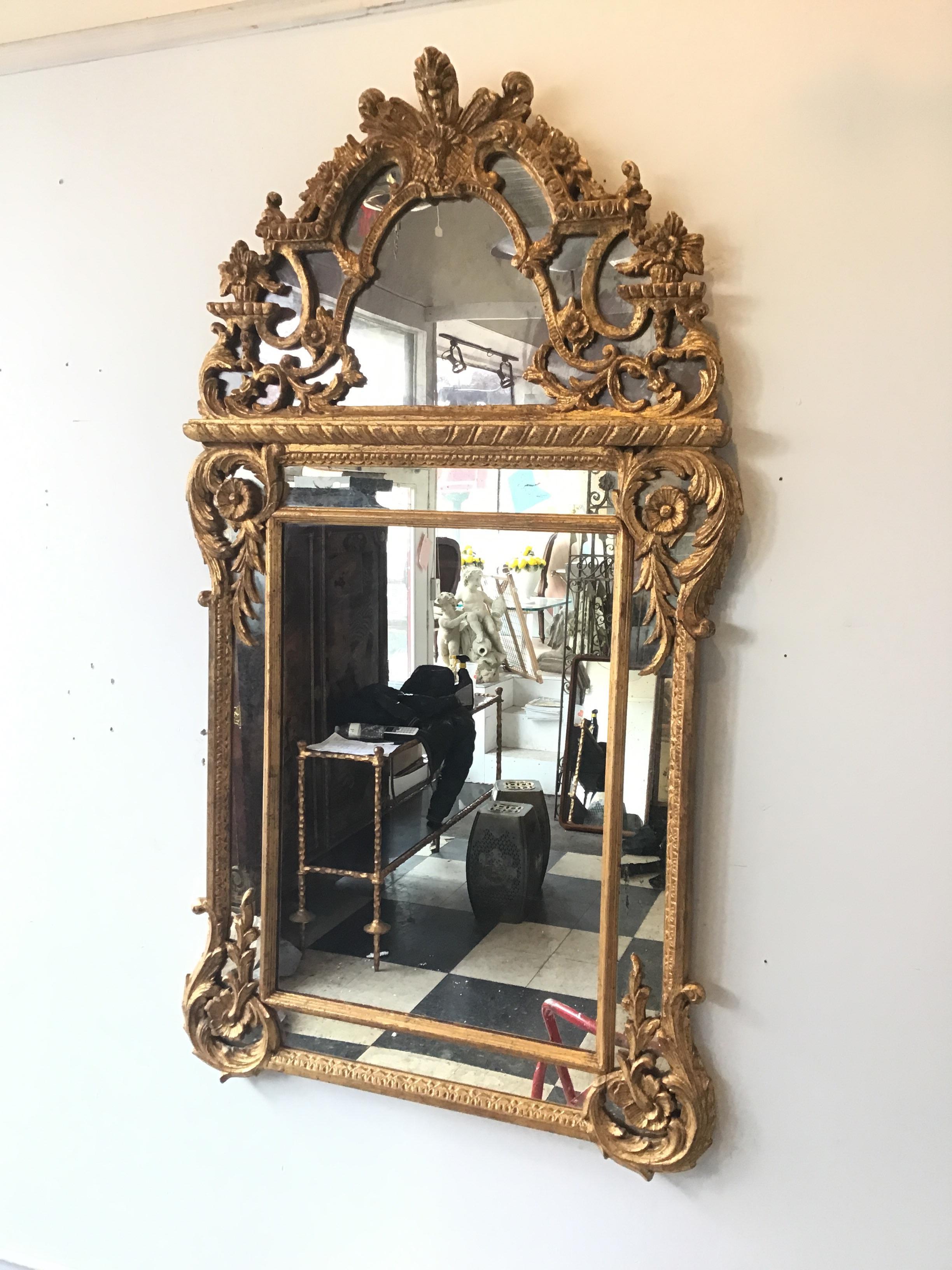 Mid-20th Century Large 1960s Italian Hand Carved Giltwood Mirror