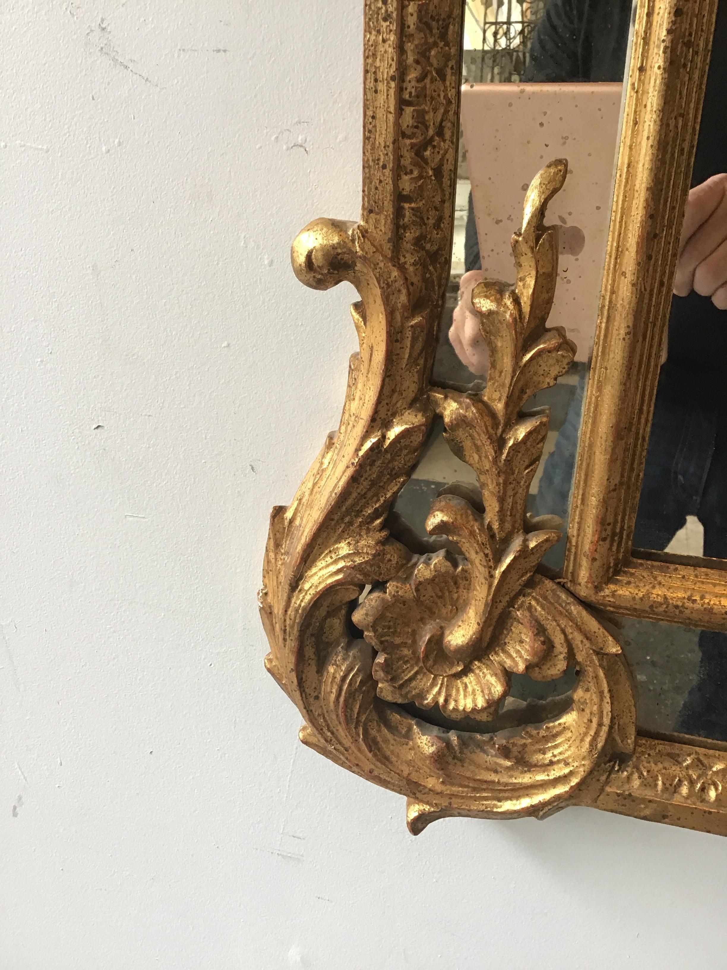 Large 1960s Italian Hand Carved Giltwood Mirror 4