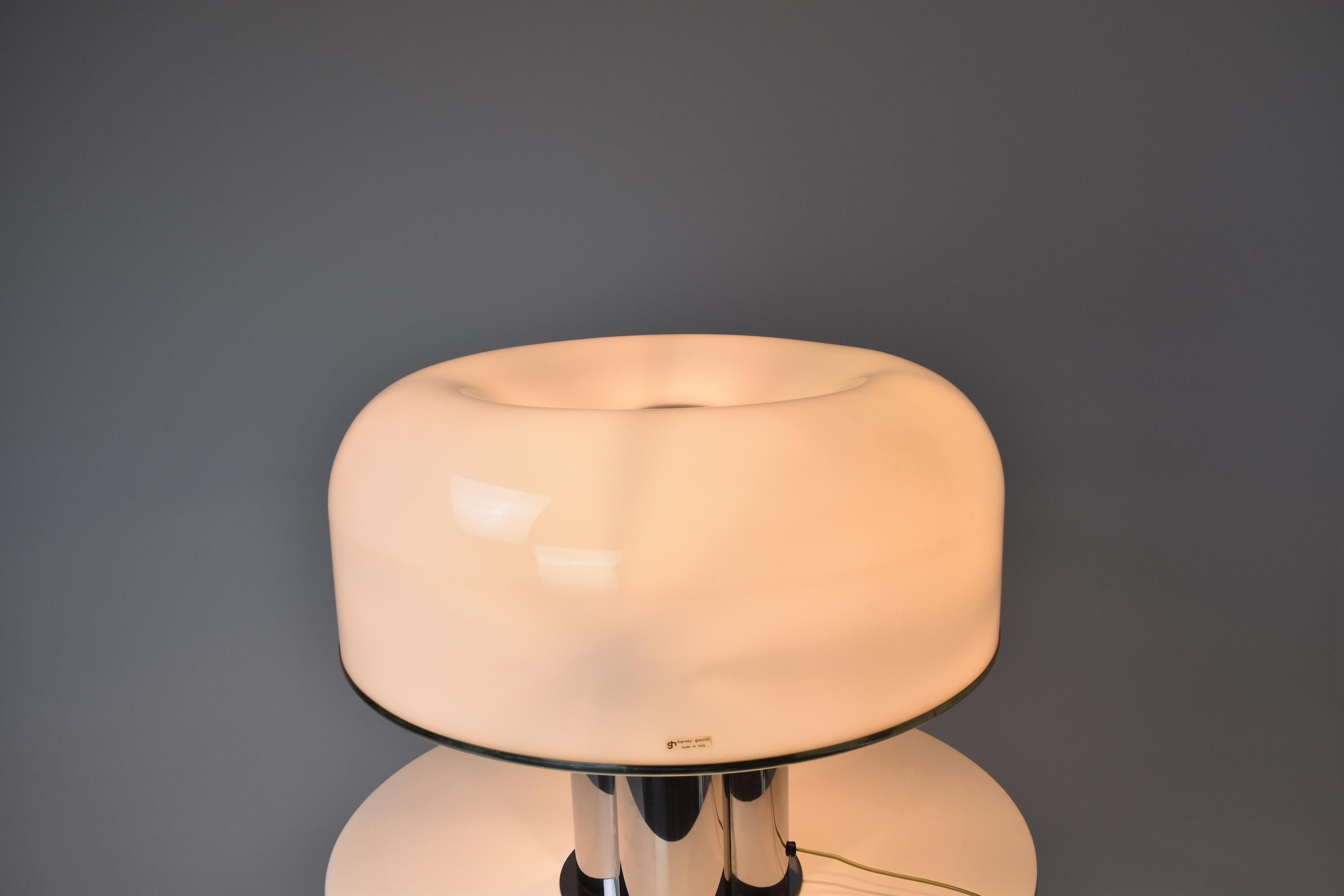 Large 1960's Italian Harvery Guzzini Table Lamp 10