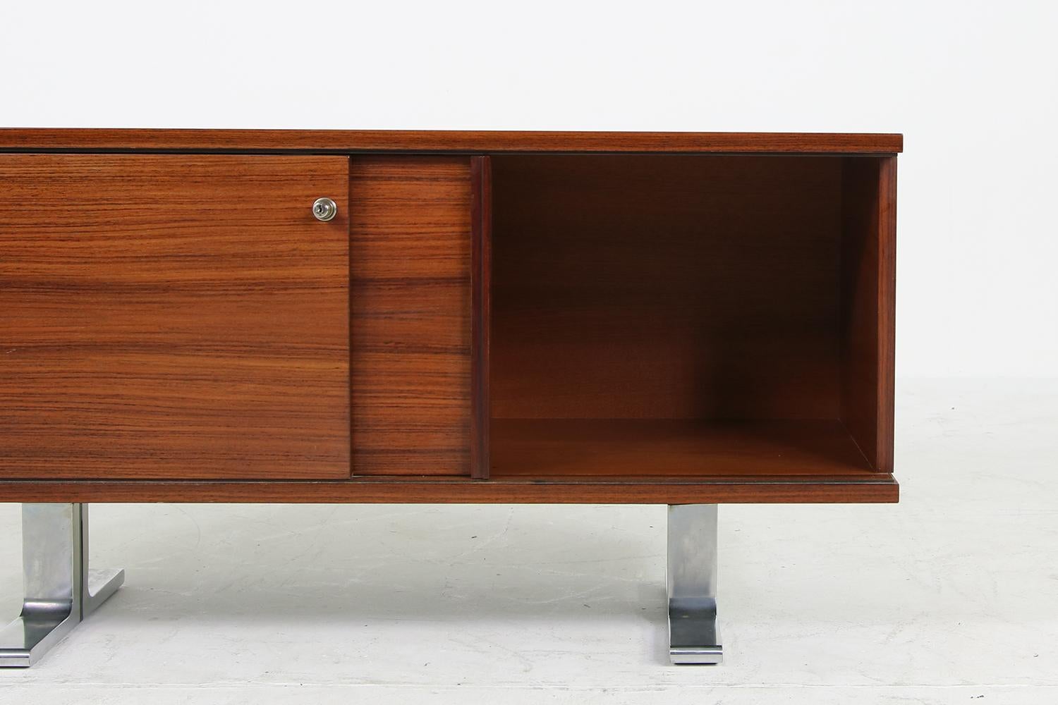 Large 1960s Knoll Art Collection Executive Desk with Leather and Two Sideboards 8
