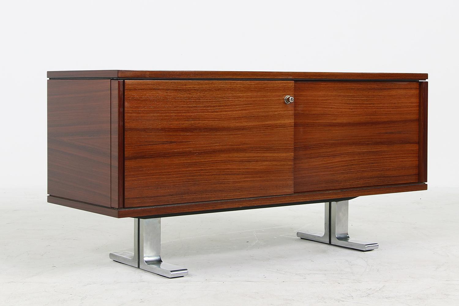 Large 1960s Knoll Art Collection Executive Desk with Leather and Two Sideboards 9
