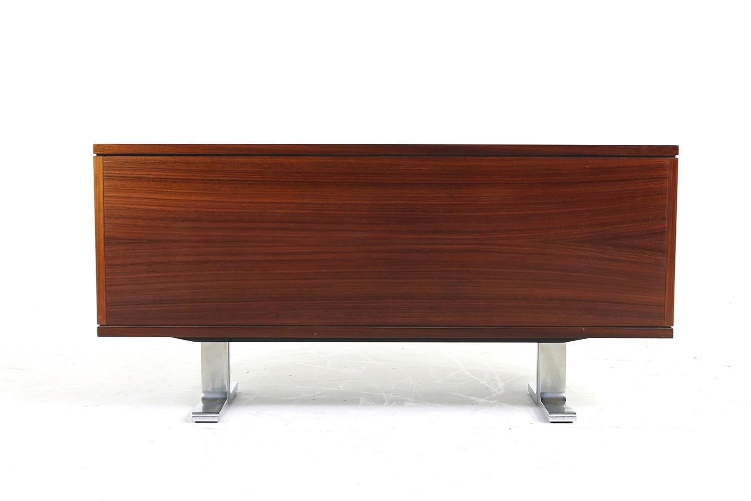 Large 1960s Knoll Art Collection Executive Desk with Leather and Two Sideboards 12