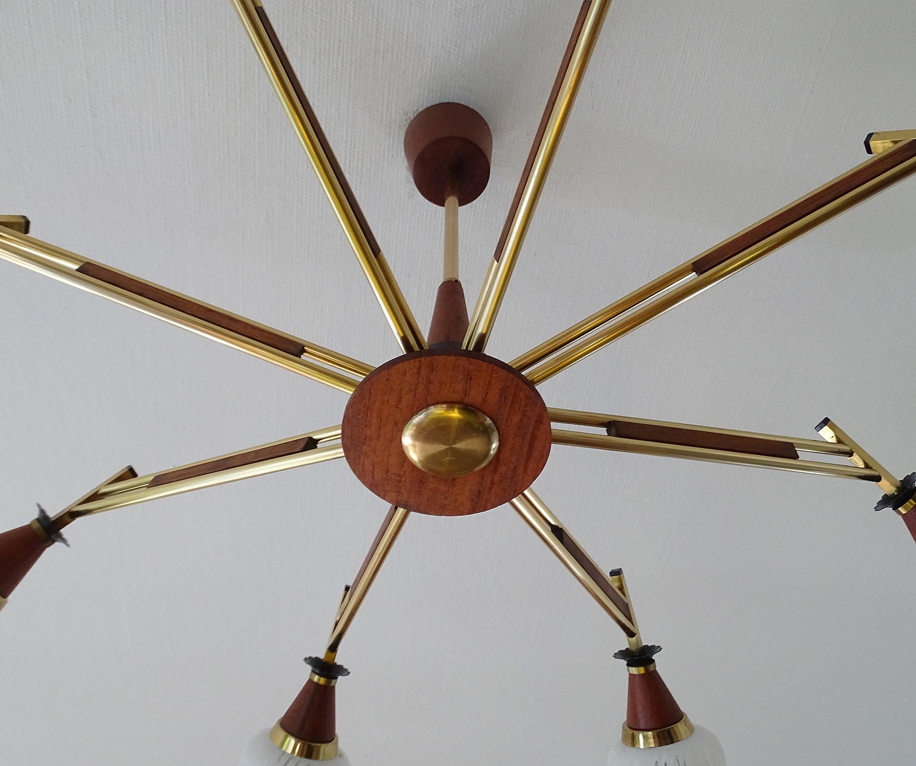 1960s Scandinavian Modern Pendant Light For Sale 6