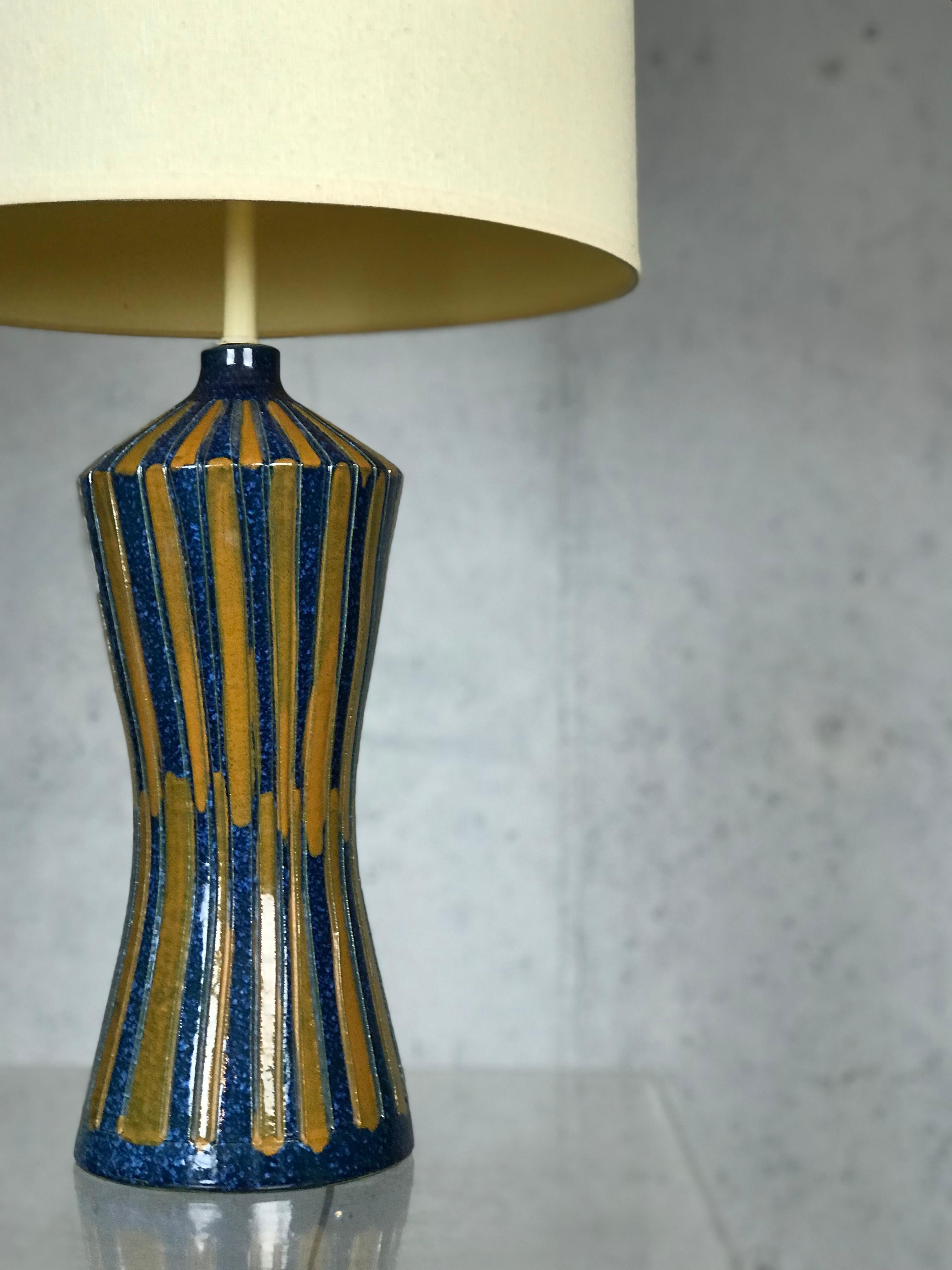 Fired Large 1960s Modernist Italian Ceramic Lamp for Raymor