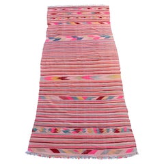 Grand tapis rose rayé des années 1960 fait main vintage algérien géométrique 162x369cm