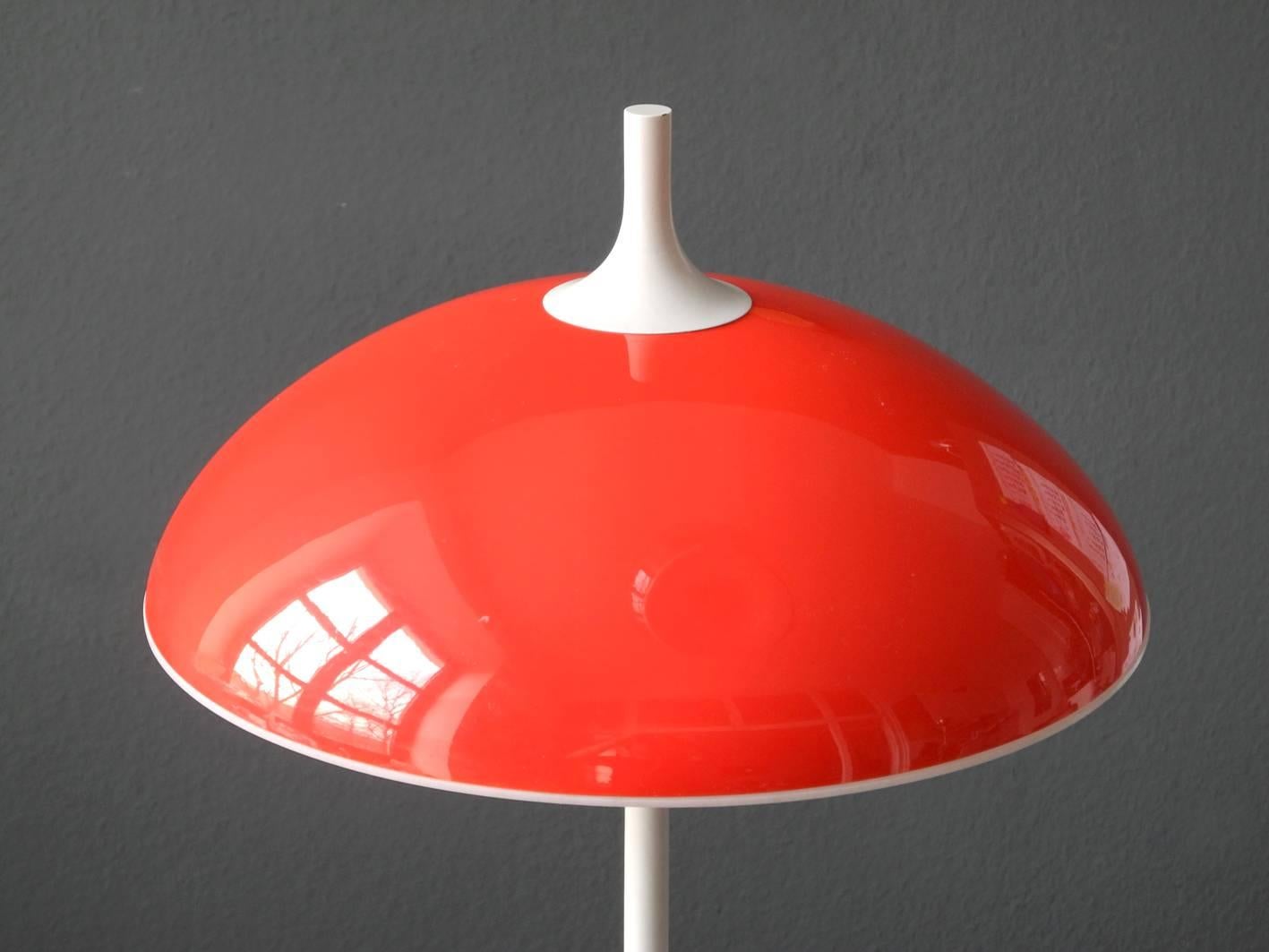 Suisse Grande lampe de table Pop Art Space Age des années 1960 par Temde / Made in Switzerland