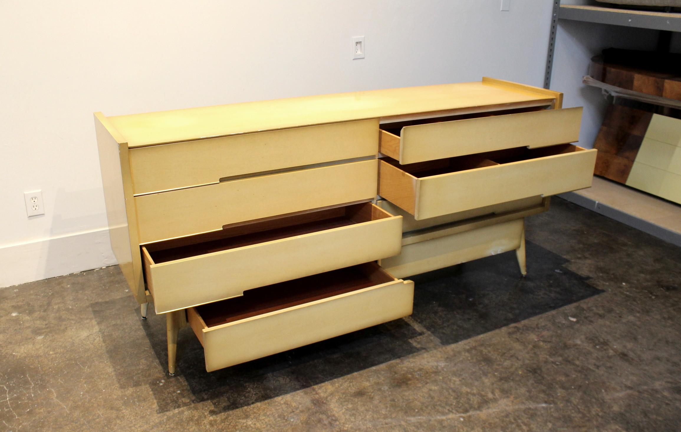 Large 1960s Sculptural Dresser, Maple with Brass Pulls In Fair Condition For Sale In Dallas, TX