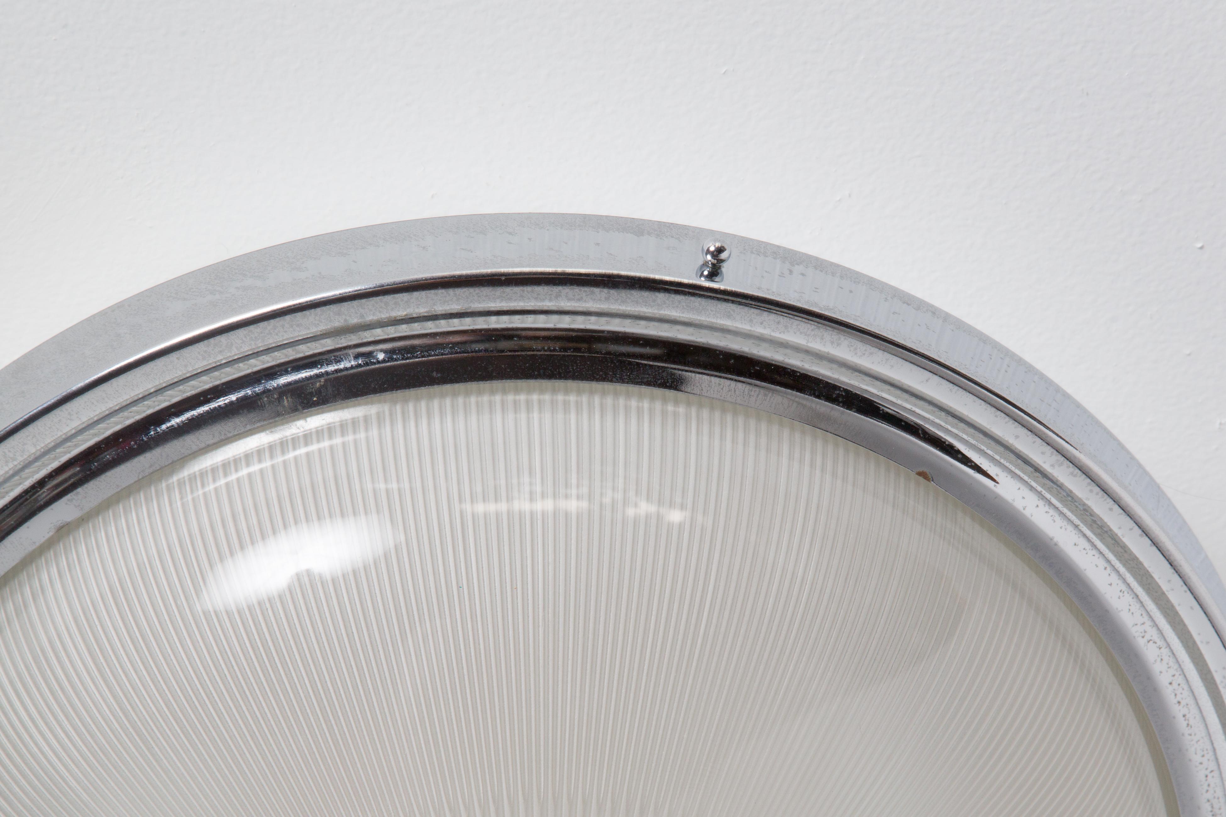 Große 1960er Sergio Mazza Decken- oder Wandleuchte aus Glas und Metall für Artemide (Aluminium) im Angebot