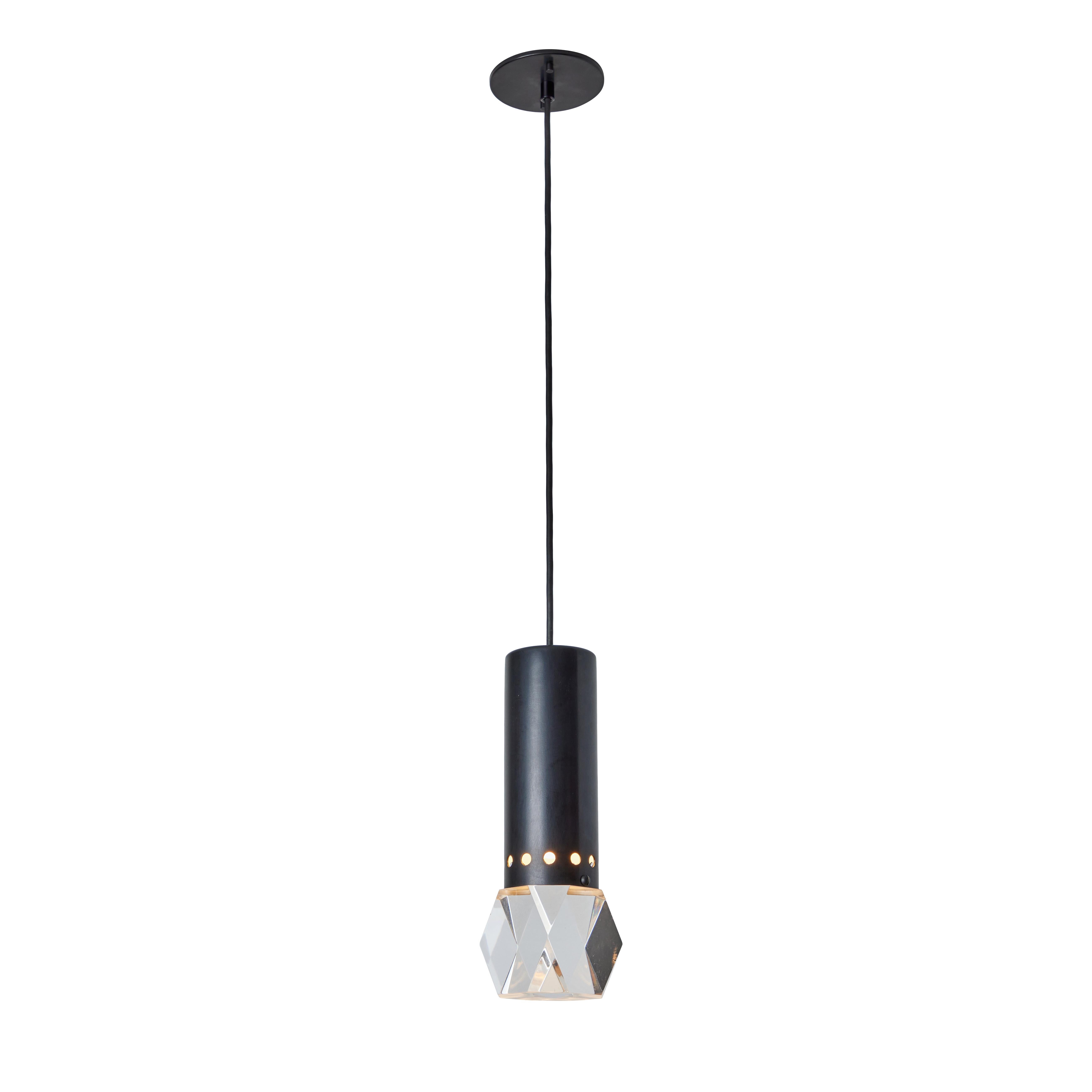 Large 1960s Stilnovo faceted diffuser pendant lamp. Executed in black painted perforated metal and a faceted lucite diffuser. A sculptural and refined design characteristic of midcentury Italian design at its highest level. 

Stilnovo was one of the