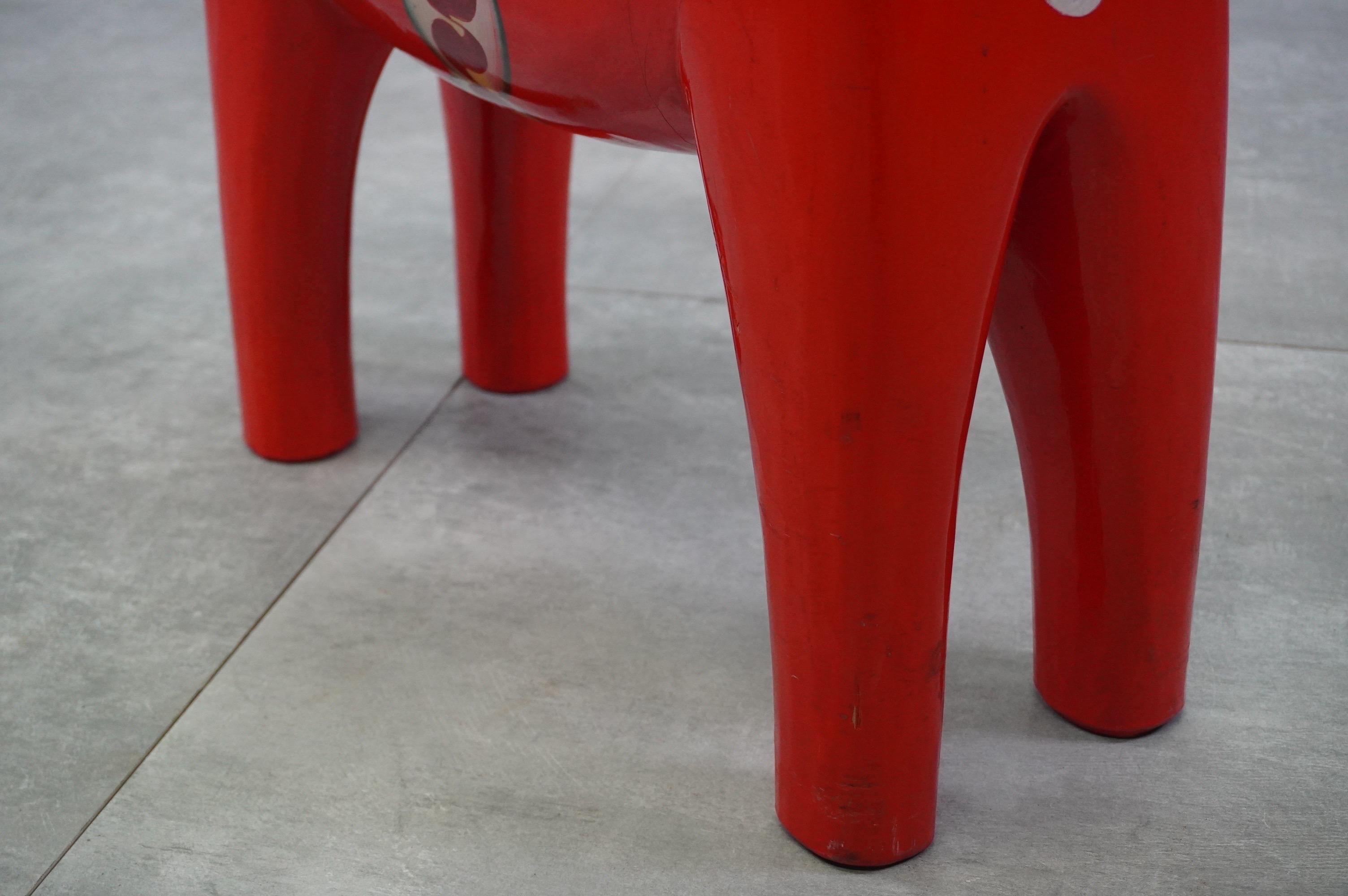 Large 1960s swedish red Dala horse hand-painted by Nils Olsson For Sale 3