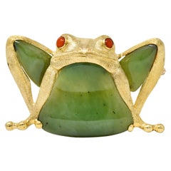 Large 1960's Vintage Jade Carnelian 14 Karat Yellow Gold Frog Brooch