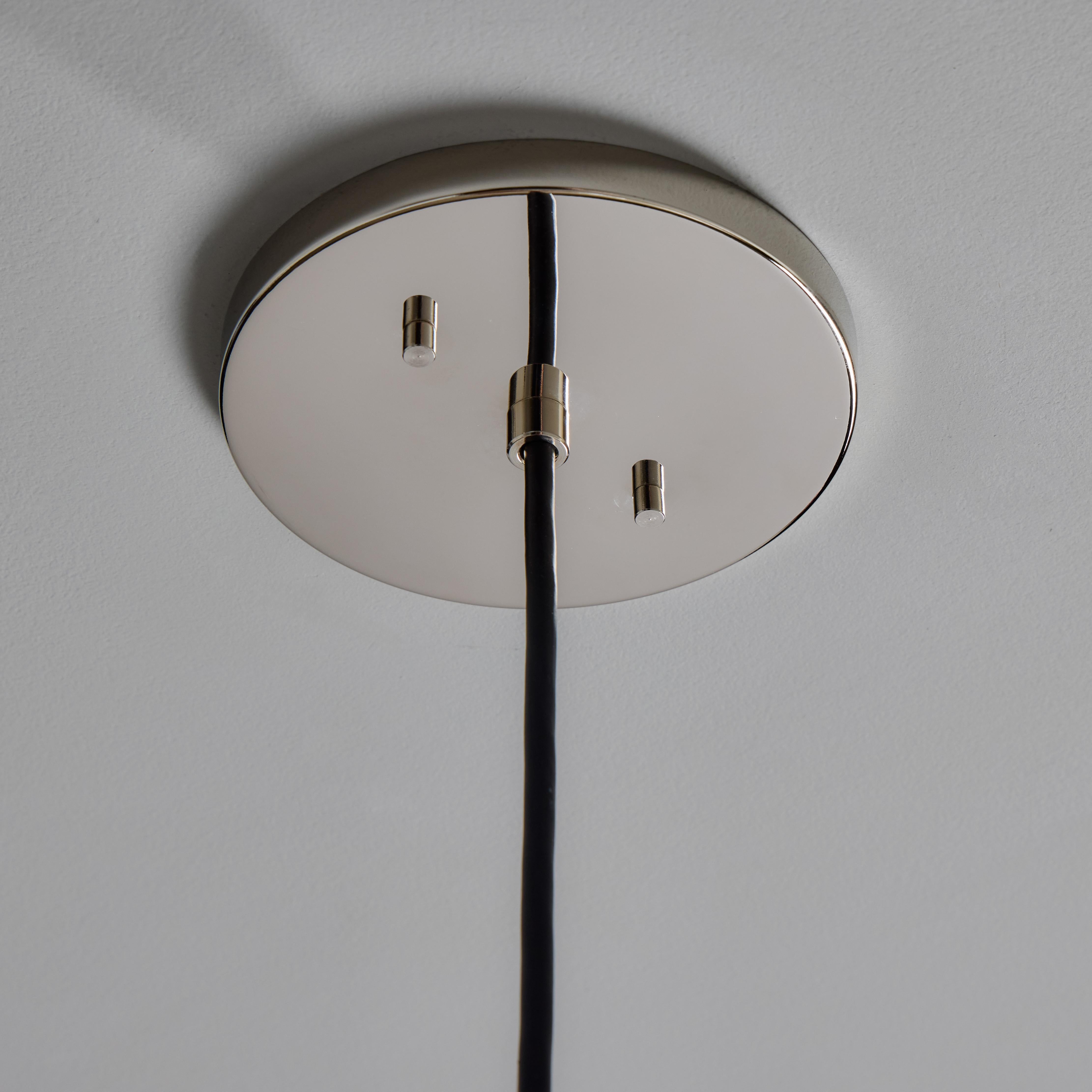 Grande lampada a sospensione in vetro soffiato di Murano Vistosi Modello #L261 