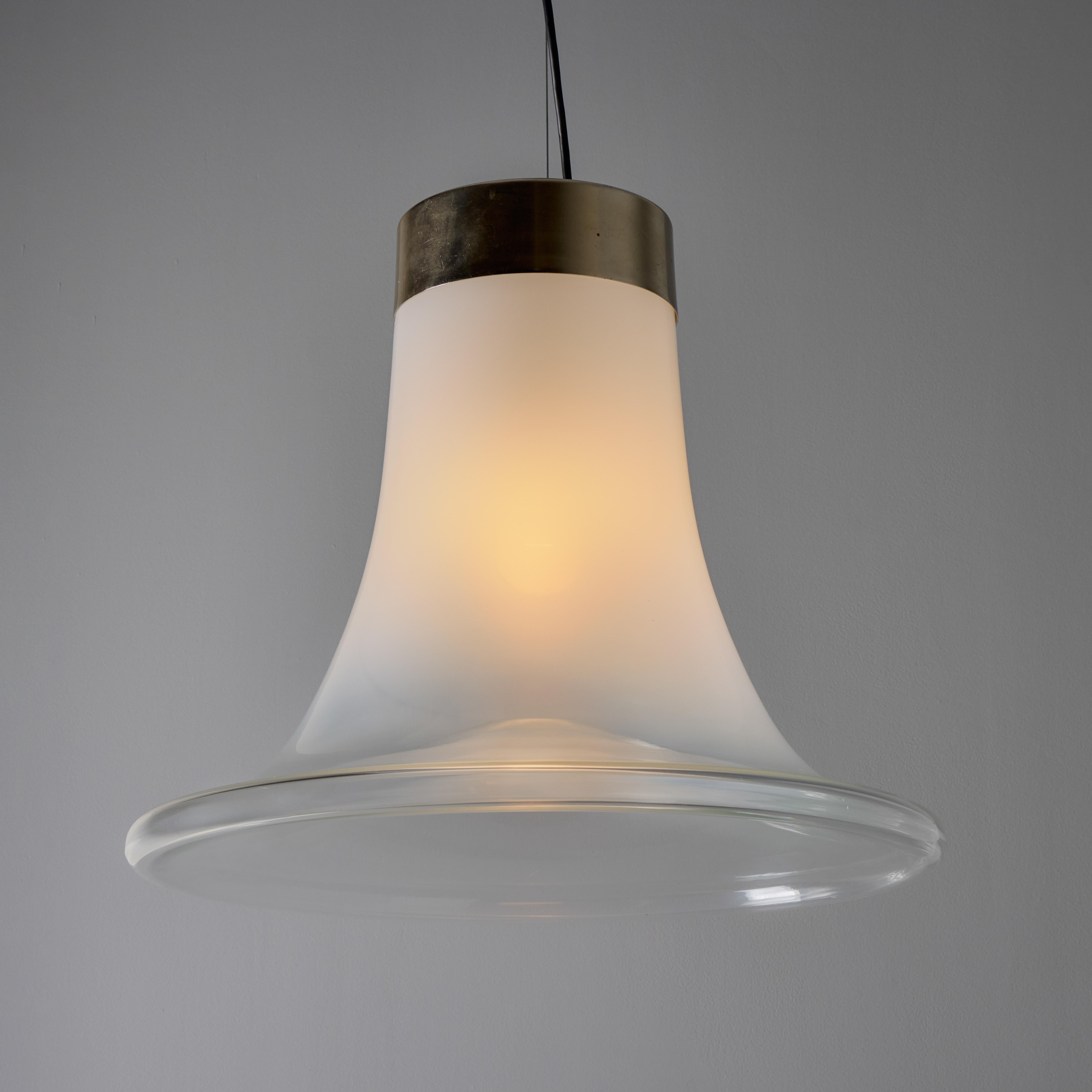 Grande lampada a sospensione in vetro soffiato di Murano Vistosi Modello #L261 