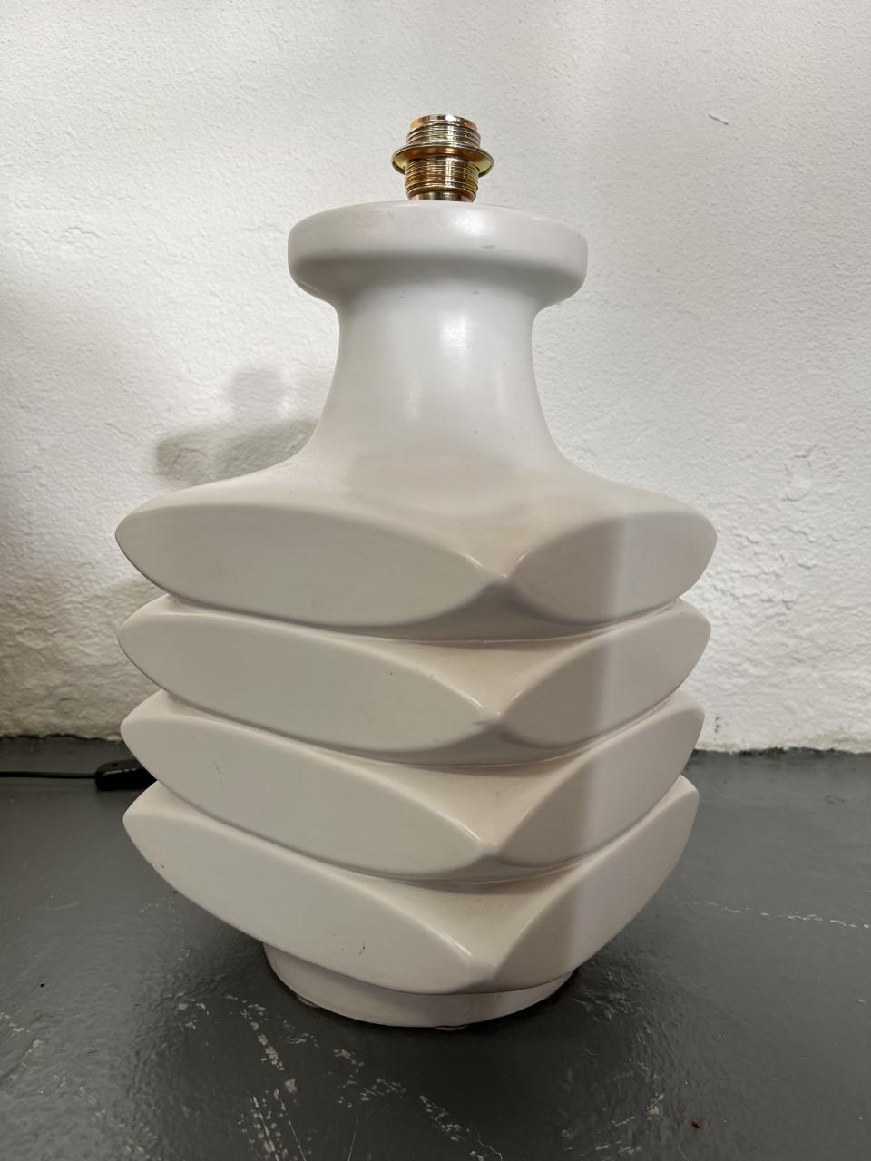 German Large 1970s Ceramic Brutalist Table Lamp by Cari Zalloni For Sale