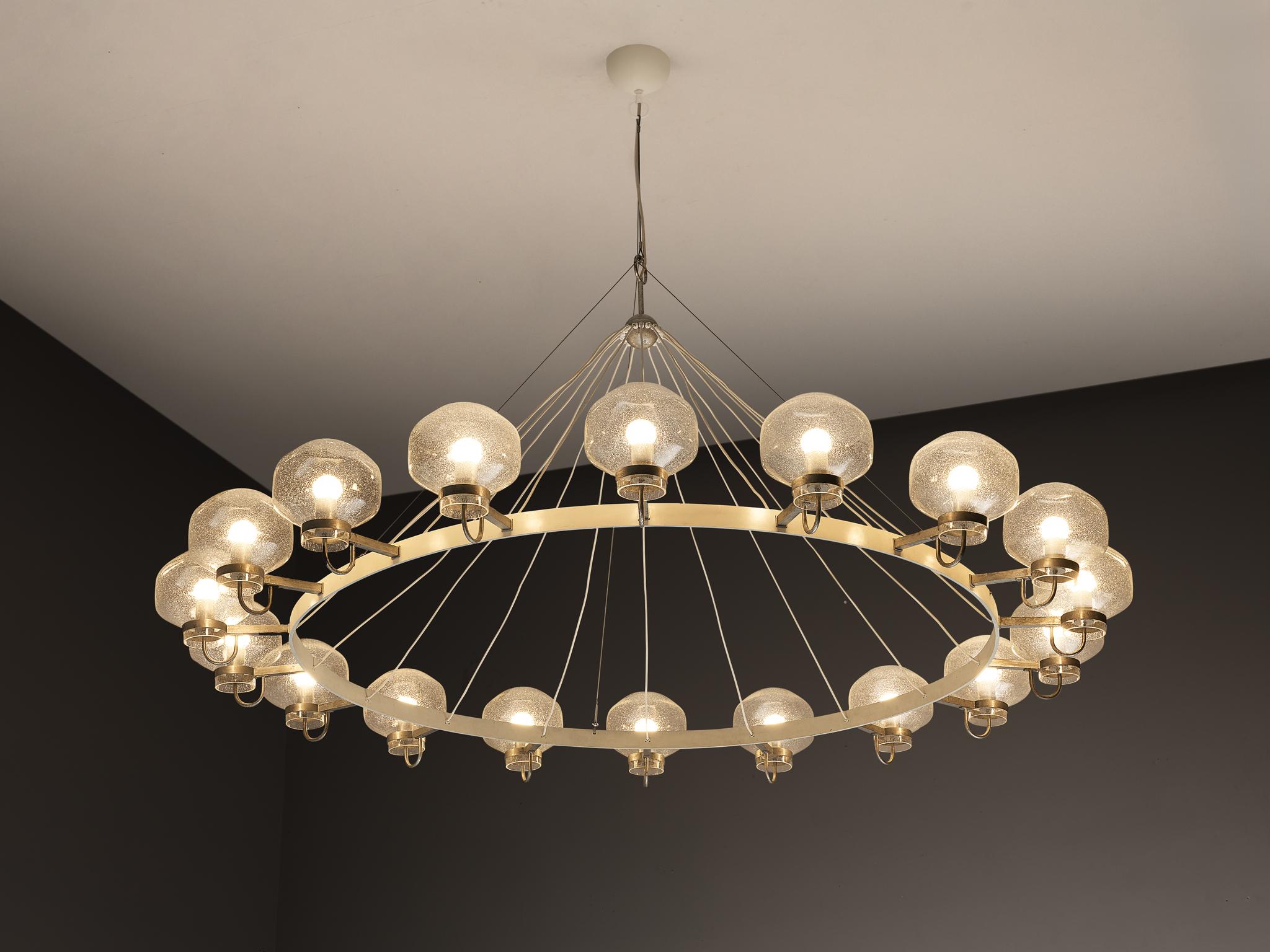 Large chandelier, lacquered metal, blown glass, Europe, 1970s

This remarkable chandelier, hailing from Europe, commands attention with its impressive size of 232 cm (91.34 inches). Designed to illuminate expansive spaces, its clean and understated
