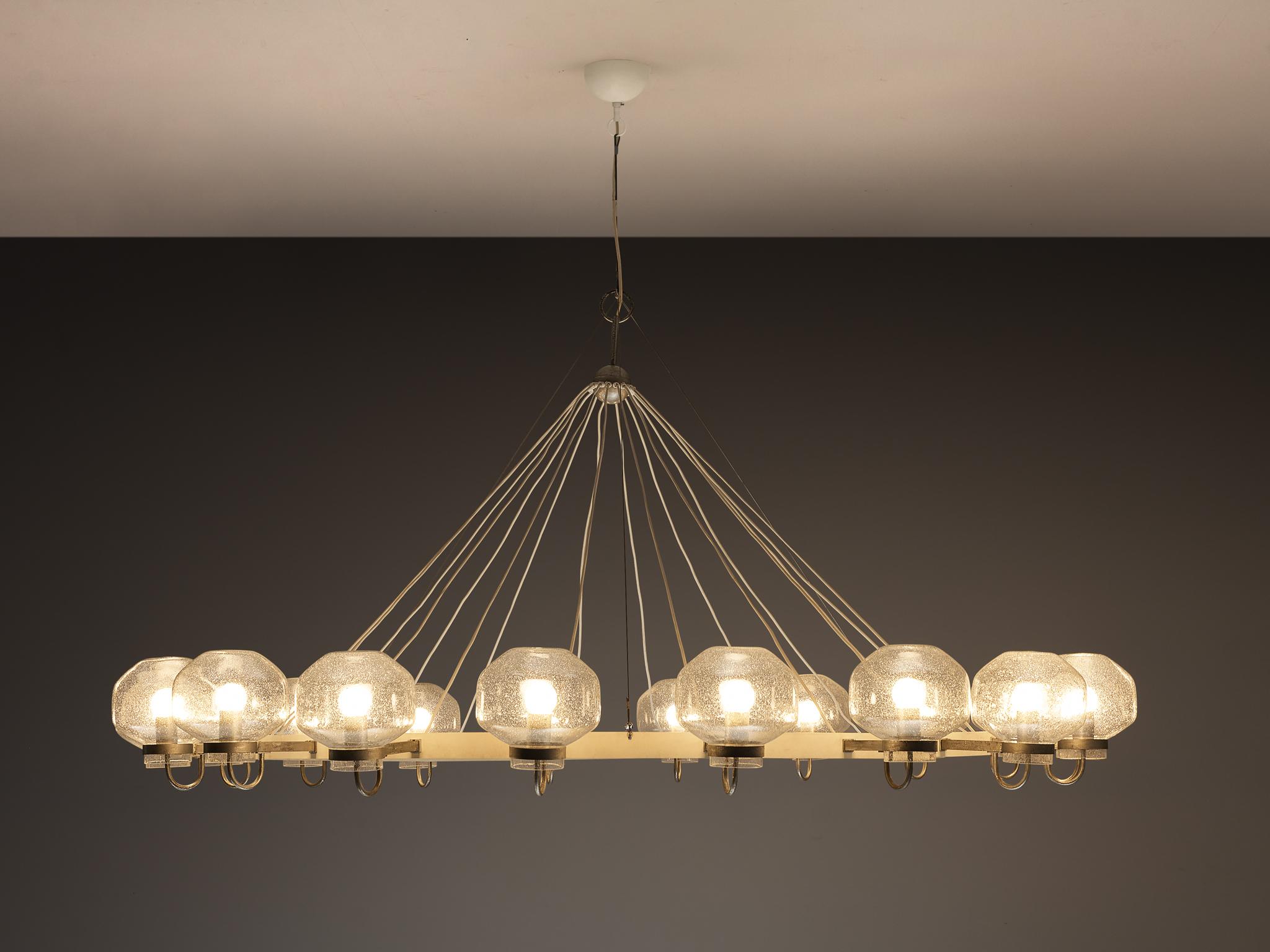 Late 20th Century Large 1970s Chandelier in Silver-Colored Metal & Blown Glass 232cm/91.34in. For Sale