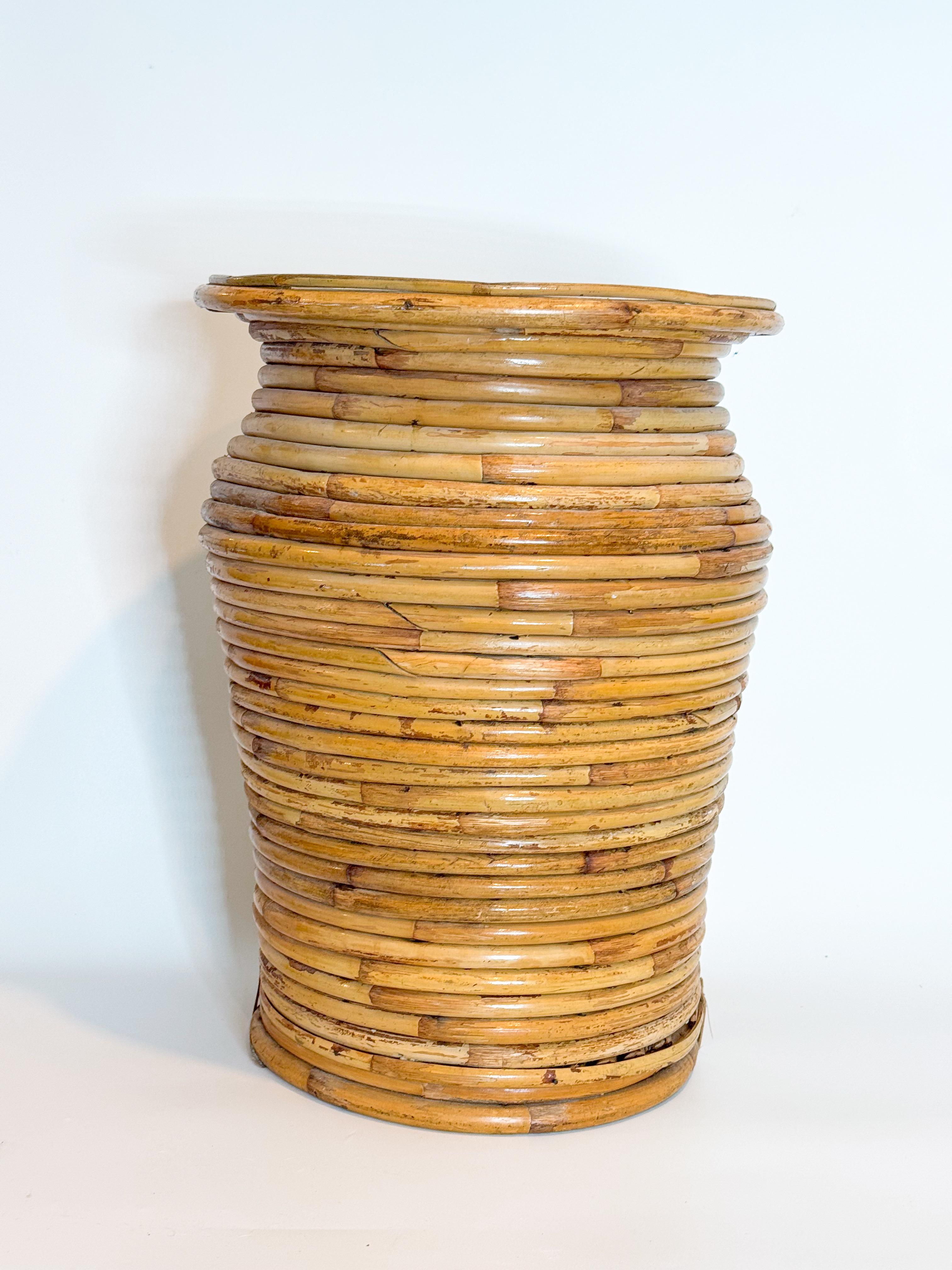 XX secolo Large 1970s Coiled Pencil Reed Rattan Bamboo Floor Planter or Vase in vendita