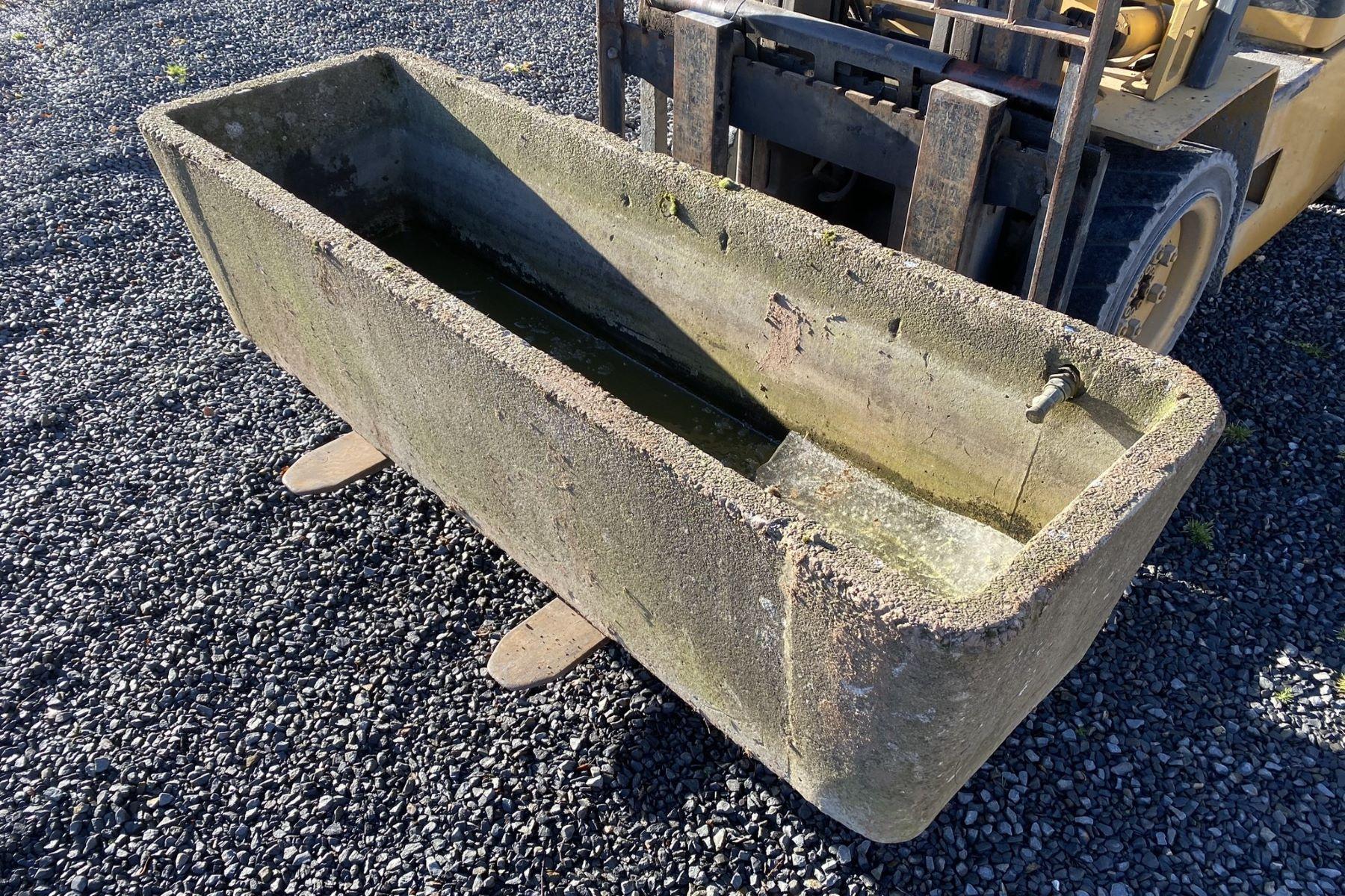 A large Mid Century Concrete Planter, freshly salvaged.

Good scale at 2m in length, this will make a fantastic garden feature, the trough does hold water so could be used as a water feature.

Due to its weight it is ideal for use with larger plants