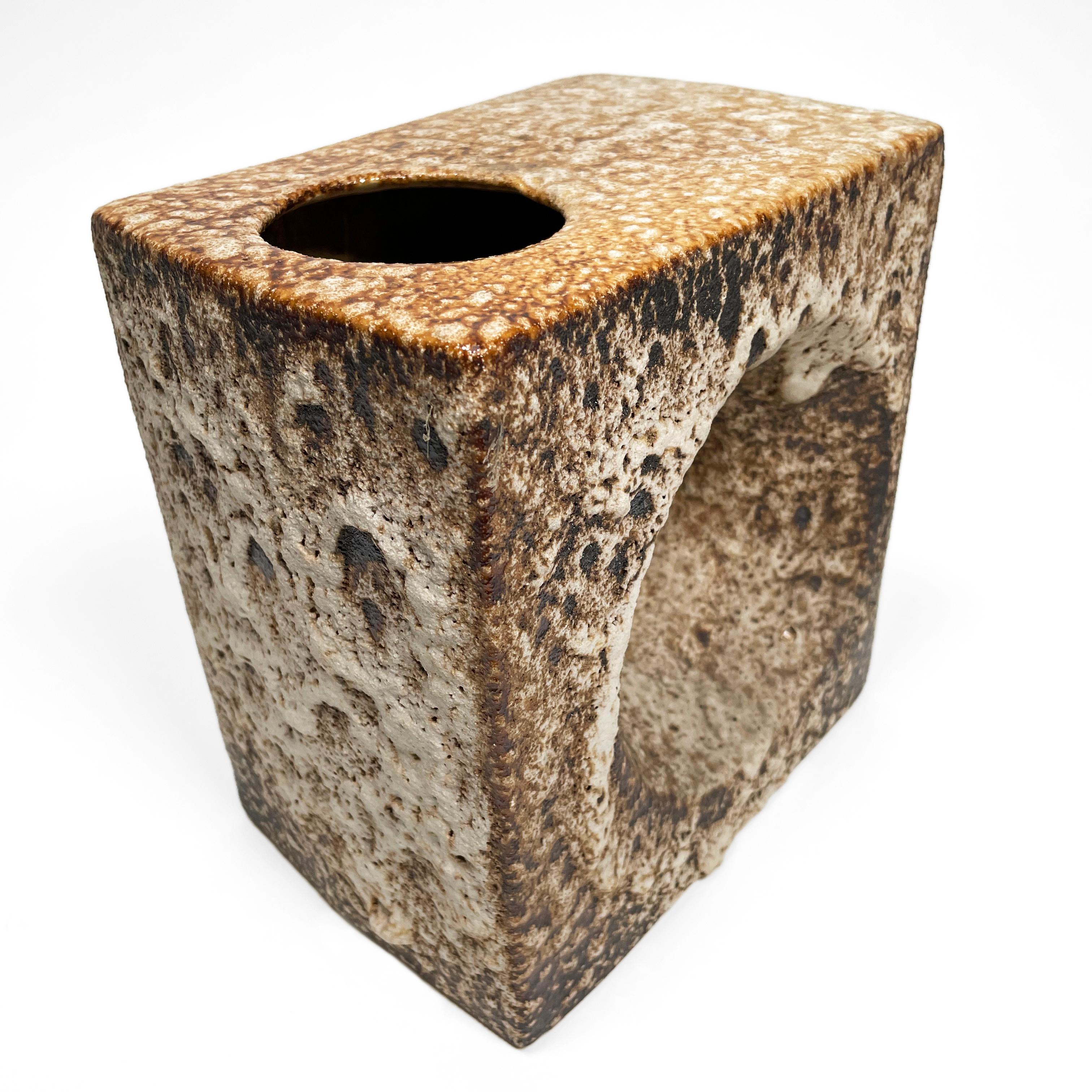 Large 1970s Fat Lava Cube Hole Vase by Marius van Woerden for Vest, Netherlands In Good Condition For Sale In Regensburg, DE