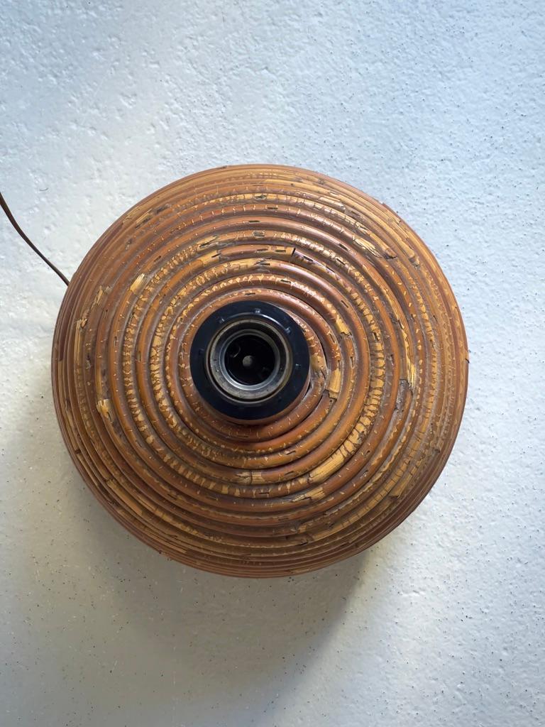 Gran lámpara de sobremesa Gabriella Crespi de los años 70, de ratán y latón. en venta 3