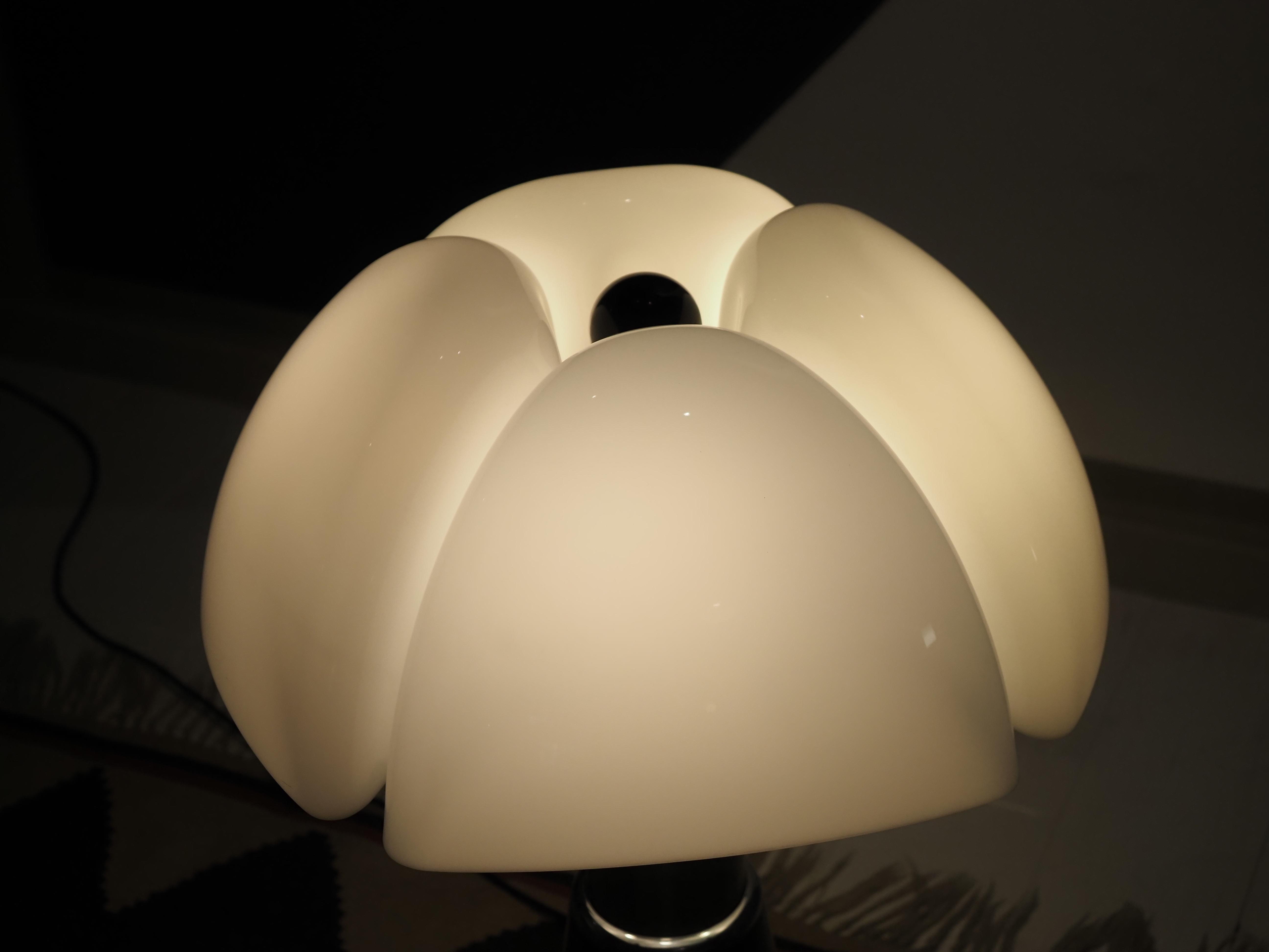 Large 1970's Gae Aulenti Pipistrello model 620 3