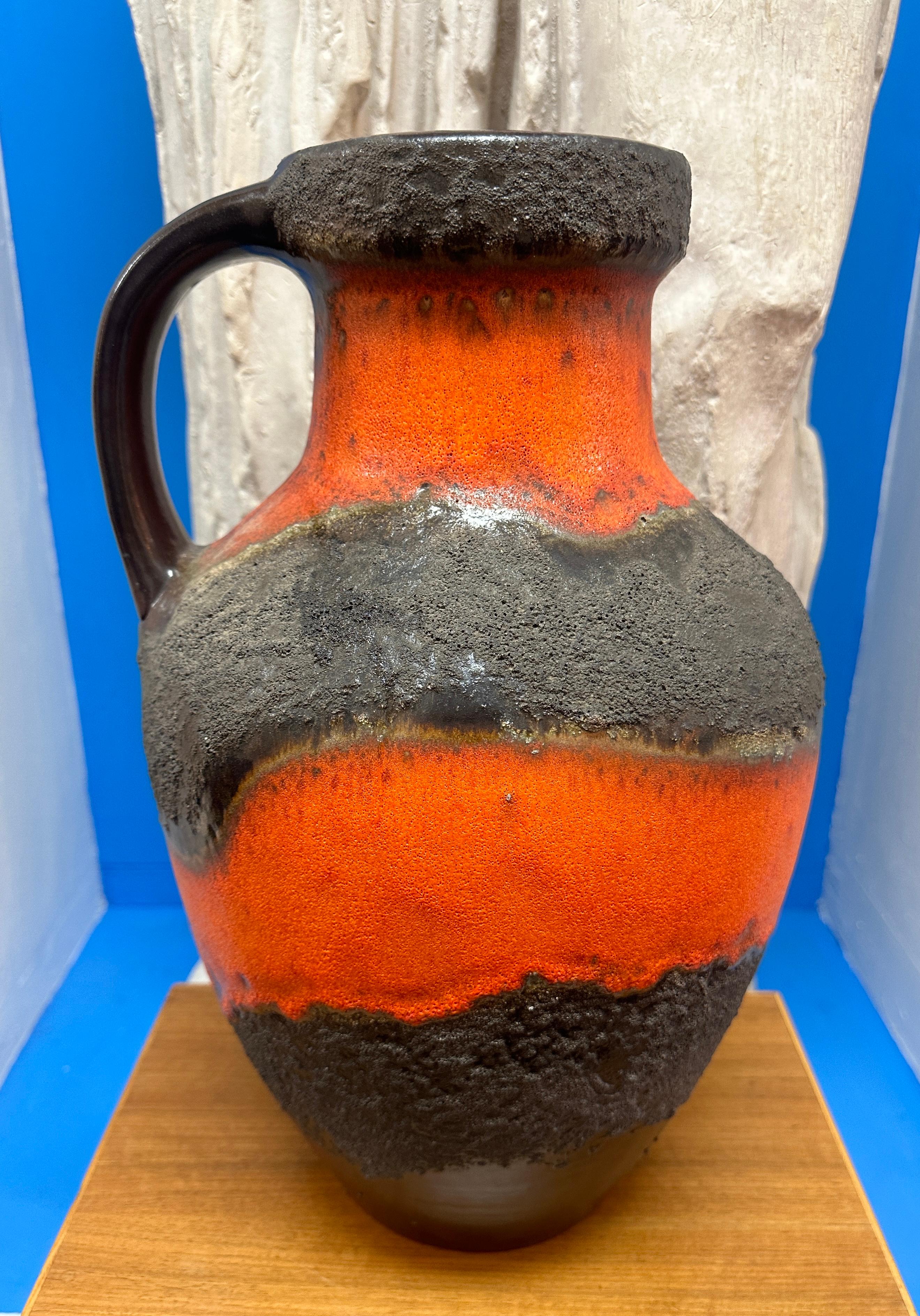 Grande vaso tedesco Carstens Toennishof degli anni '70, marrone e arancione, non smaltato, a forma di brocca in lava grassa in vendita 5