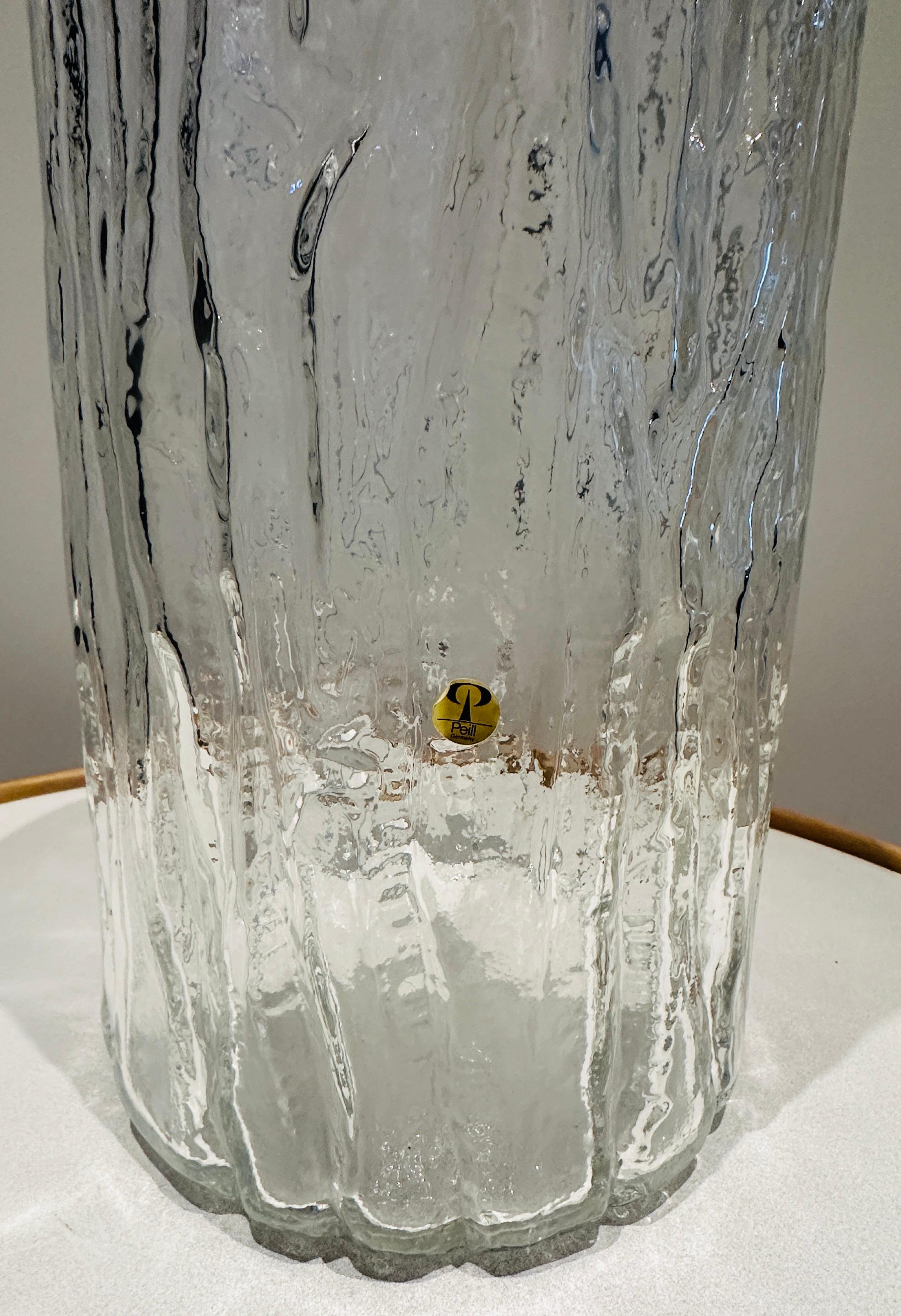 Grande vaso cilindrico in vetro tedesco Peill & Putzler 