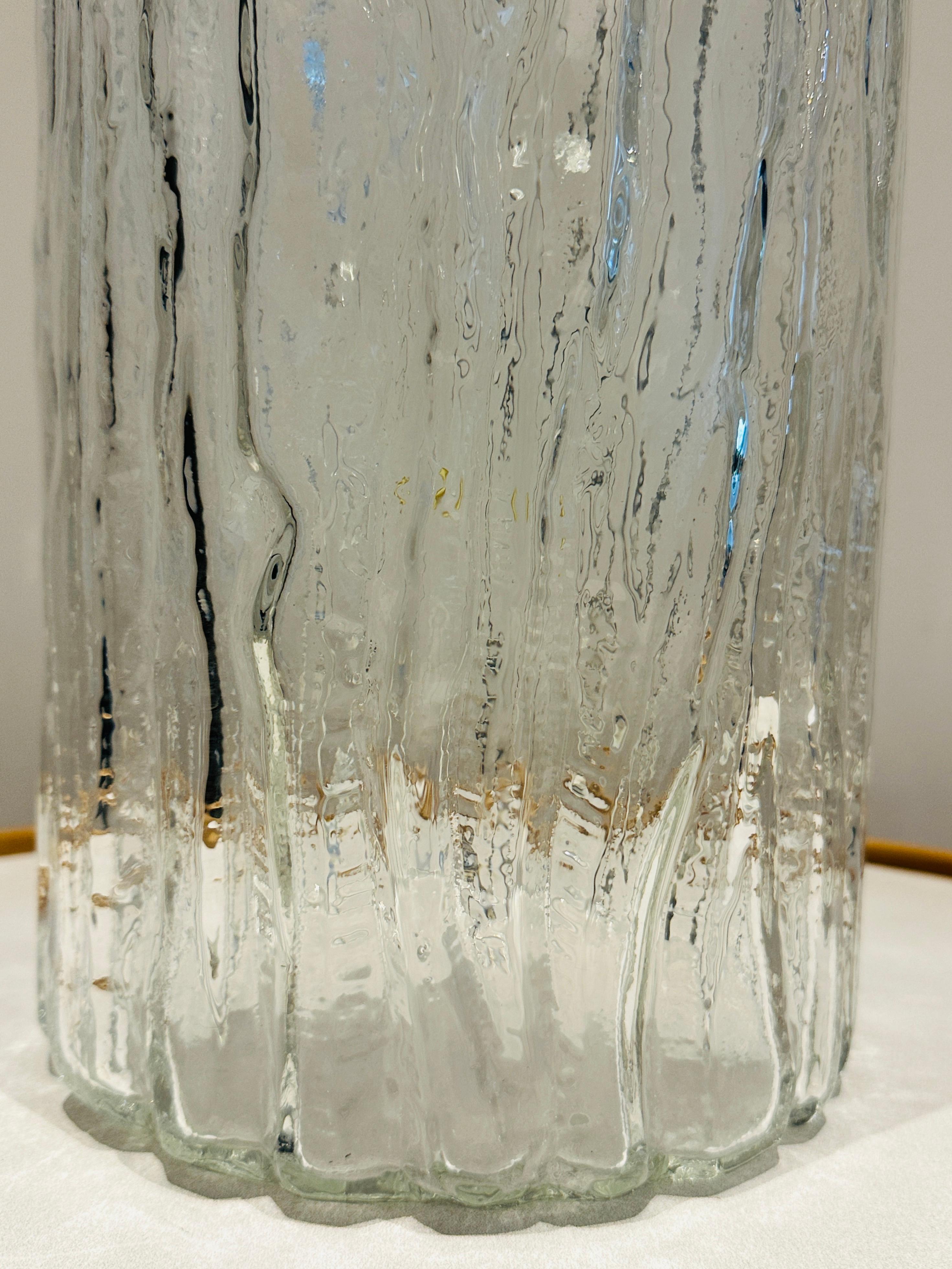 Grande vaso cilindrico in vetro tedesco Peill & Putzler 