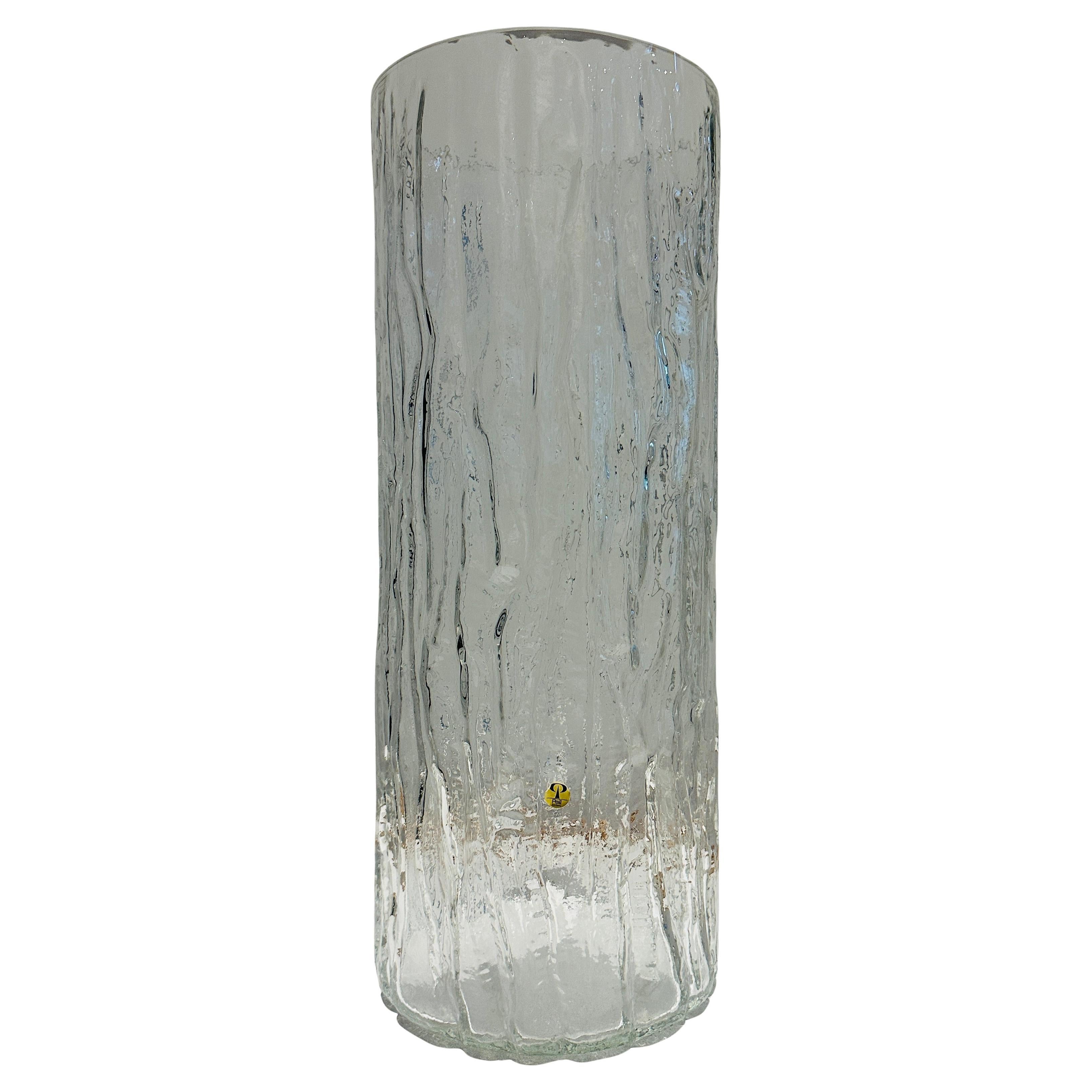 Grande vaso cilindrico in vetro tedesco Peill & Putzler "corteccia o ghiaccio" degli anni '70 in vendita