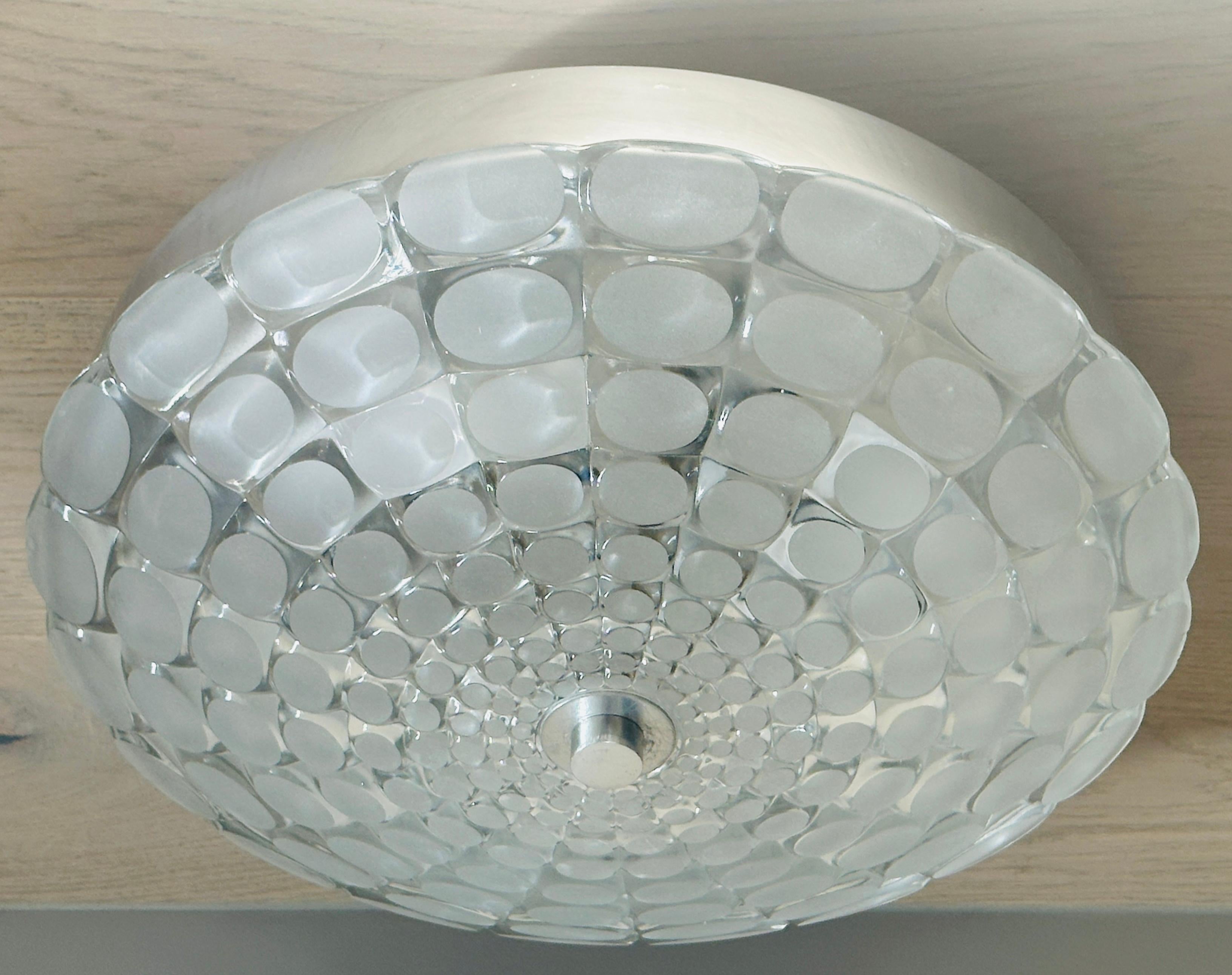 Large 1970s German Peill & Putzler Flush Mount Glass & Aluminium Ceiling Light en vente 5