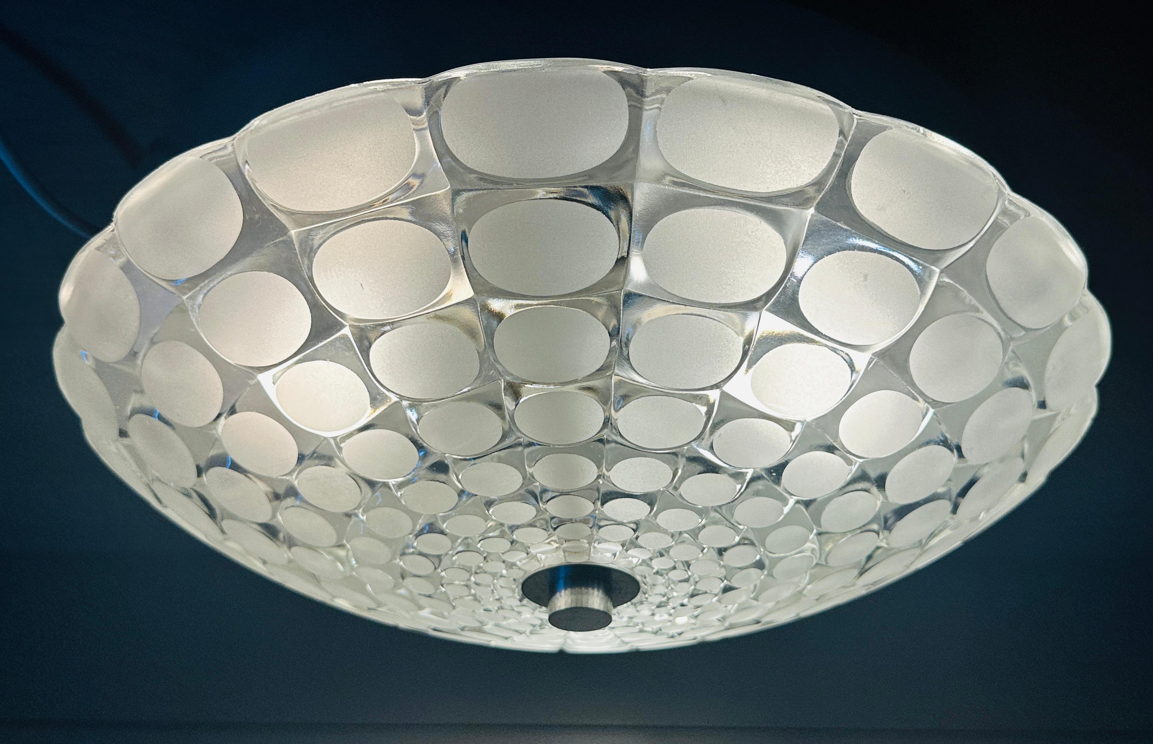 Large 1970s German Peill & Putzler Flush Mount Glass & Aluminium Ceiling Light Bon état - En vente à London, England