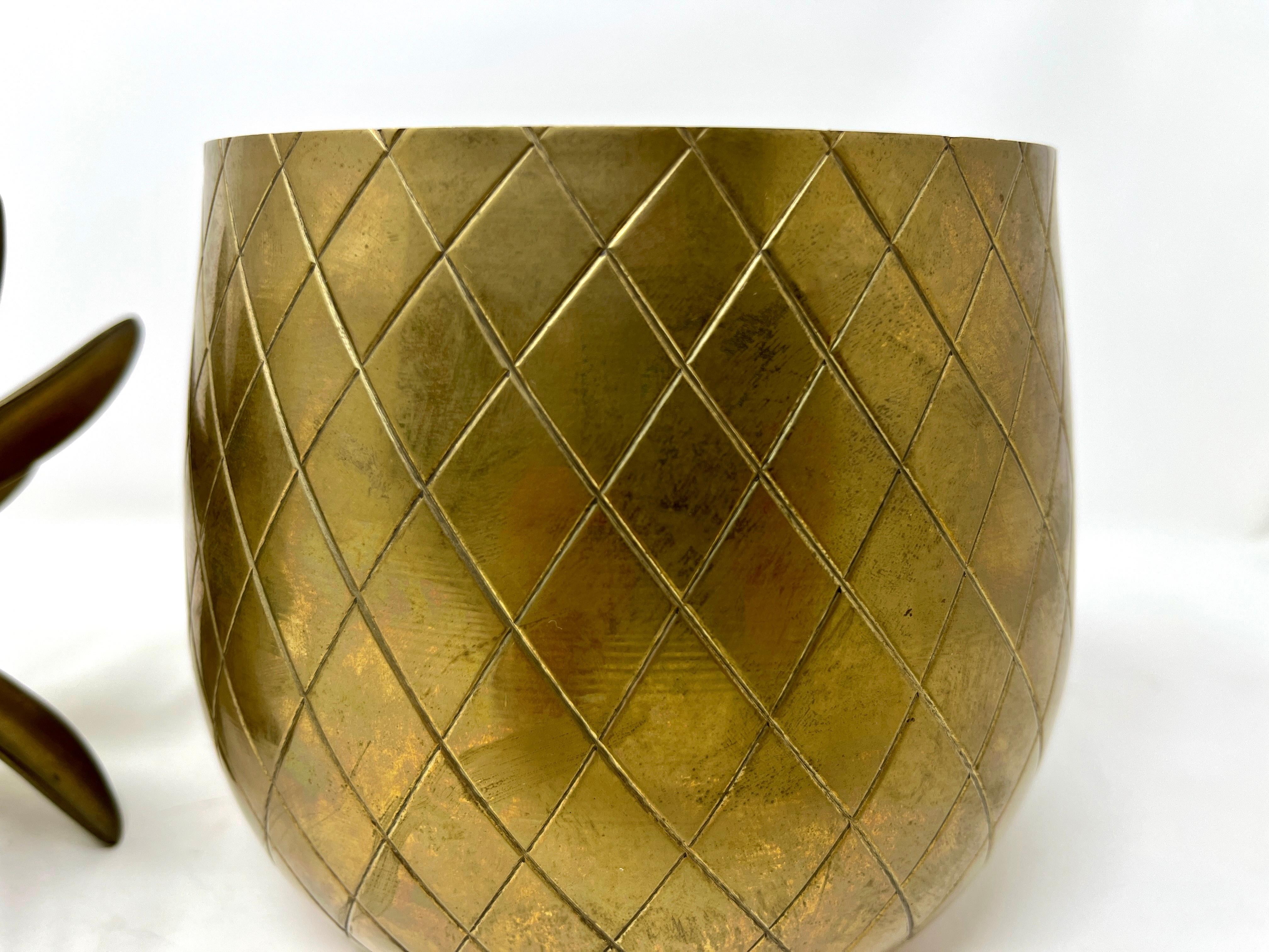 Large 1970s Gold Tone Solid Brass Pineapple Shape Jar with Lid, Ice Bucket For Sale 6