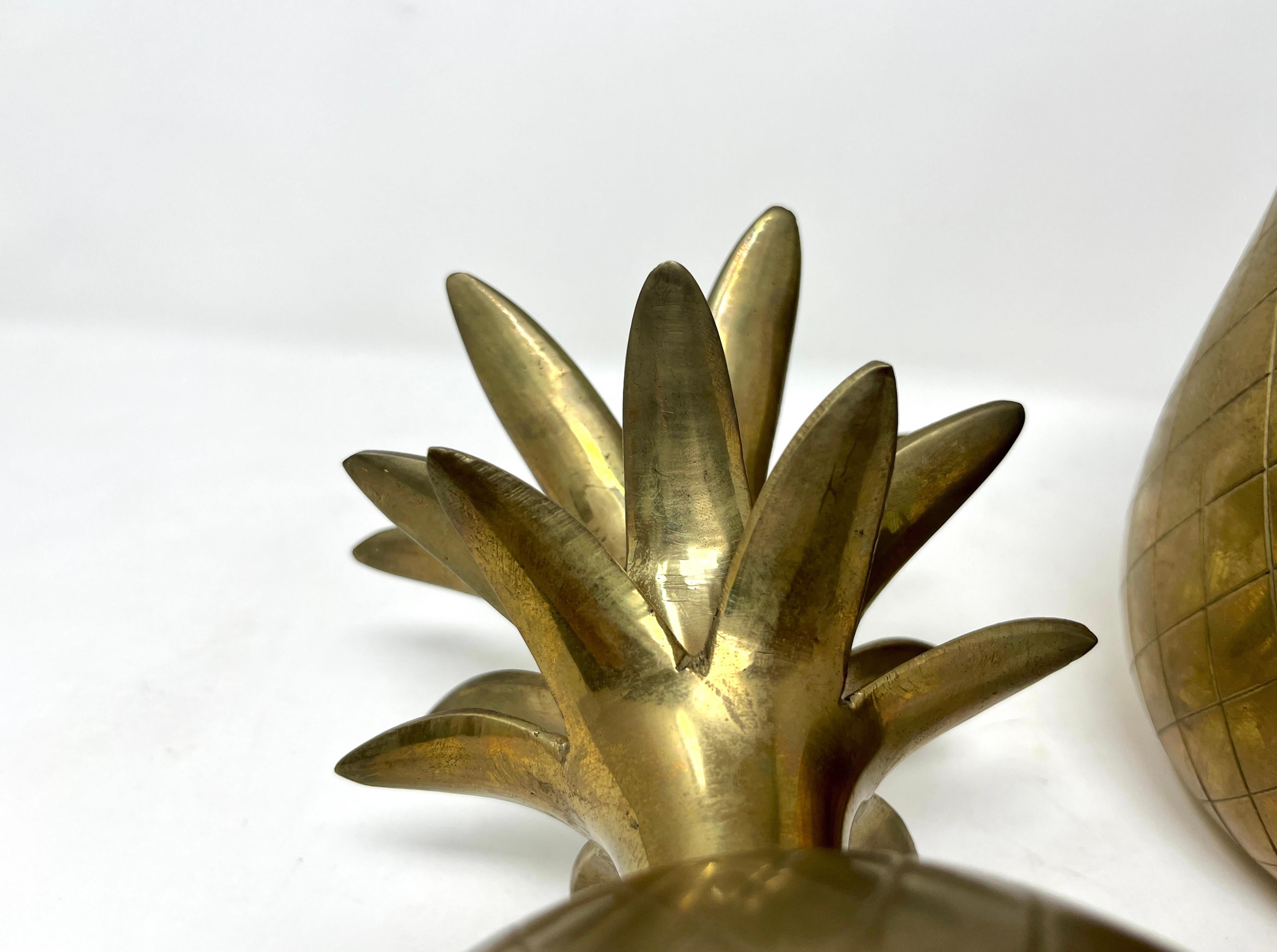 Large 1970s Gold Tone Solid Brass Pineapple Shape Jar with Lid, Ice Bucket For Sale 3
