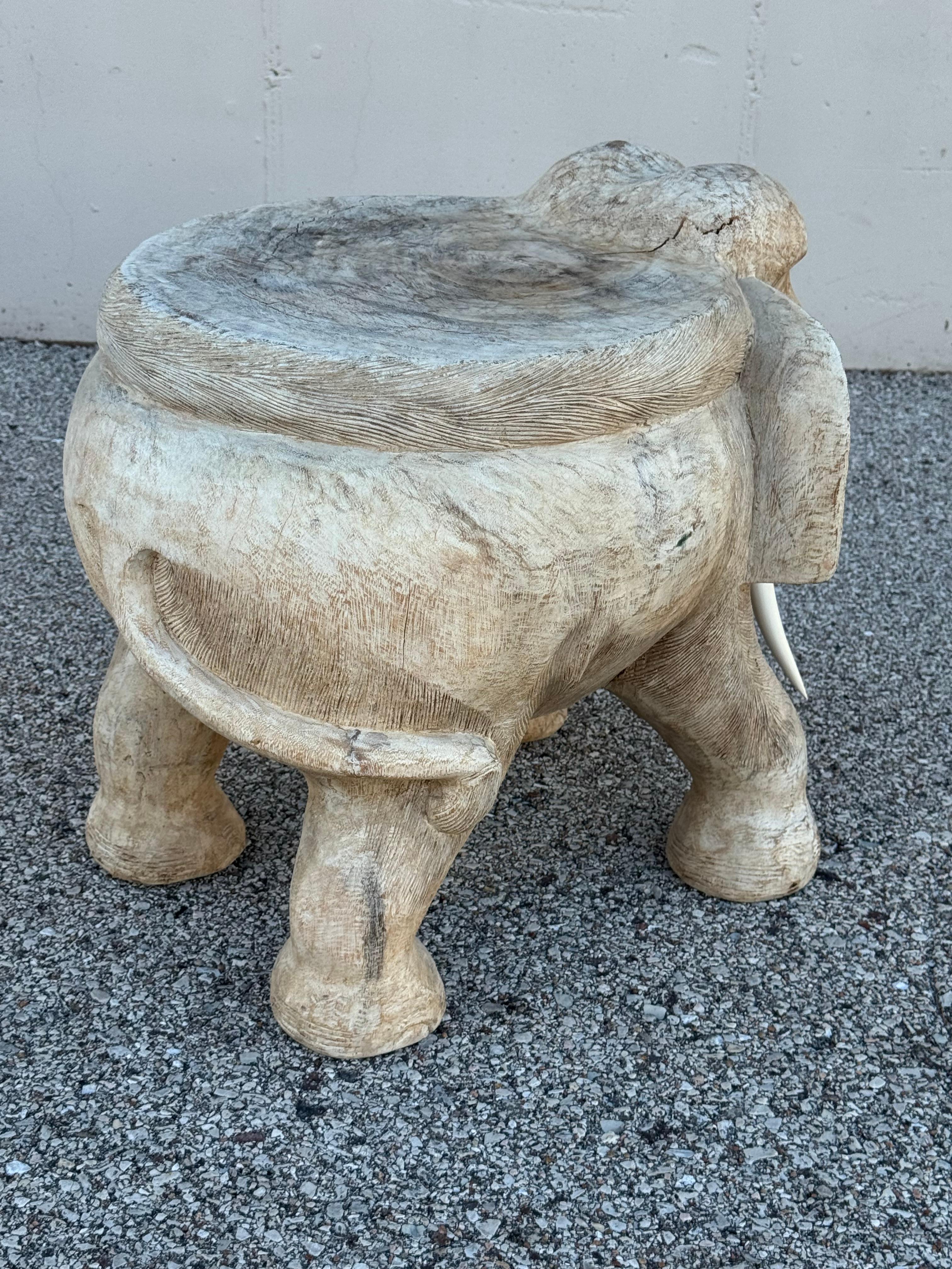 Large 1970s Hand Carved Wooden Elephant - Side, Occasional Table or Stool in vendita 3